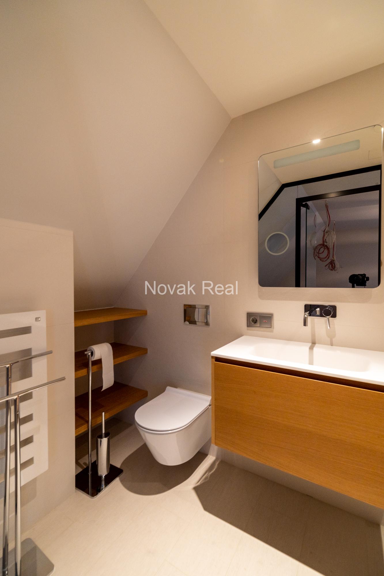 Luxury apartments are offered for rent in the Old Town