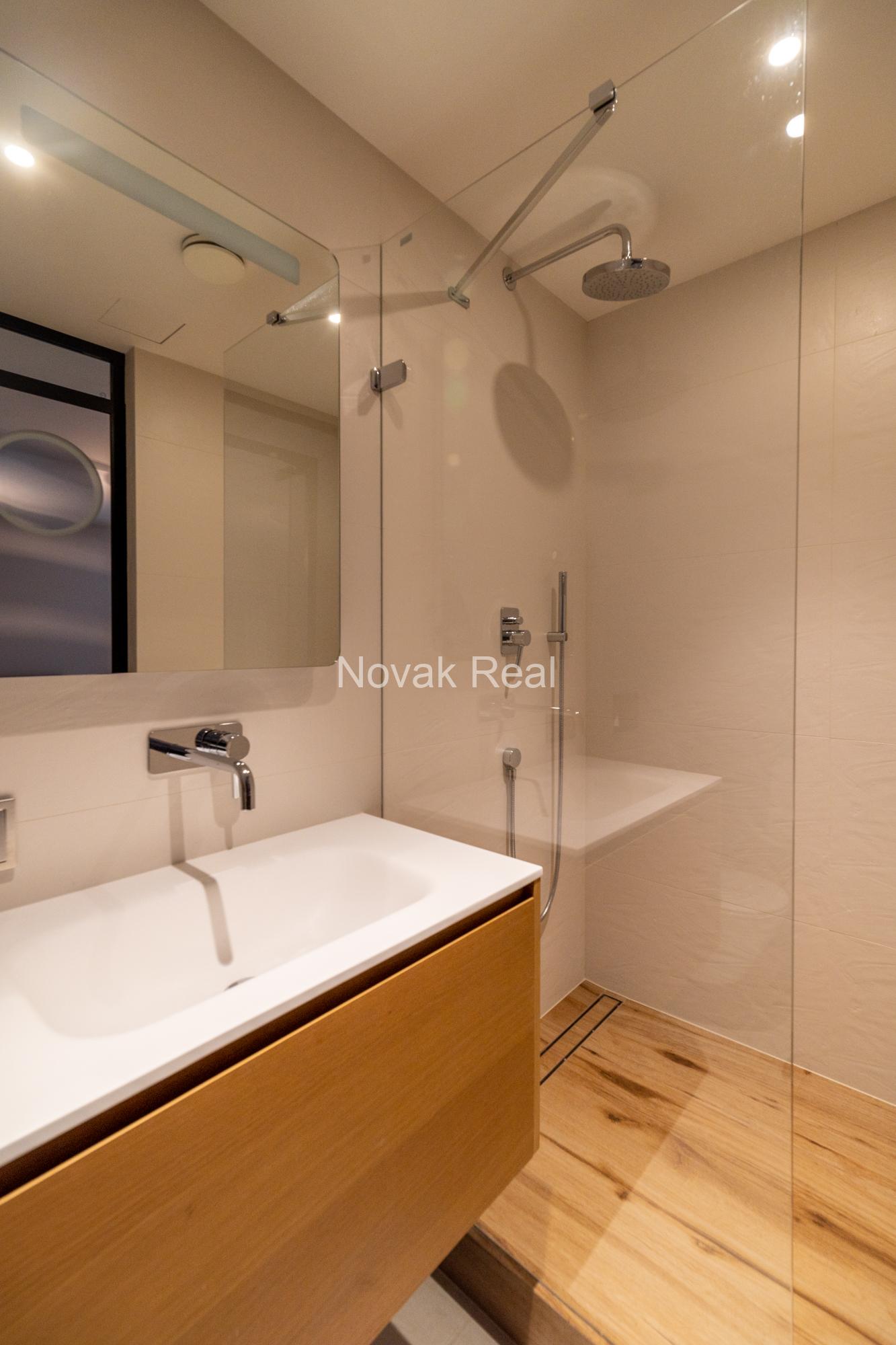 Luxury apartments are offered for rent in the Old Town