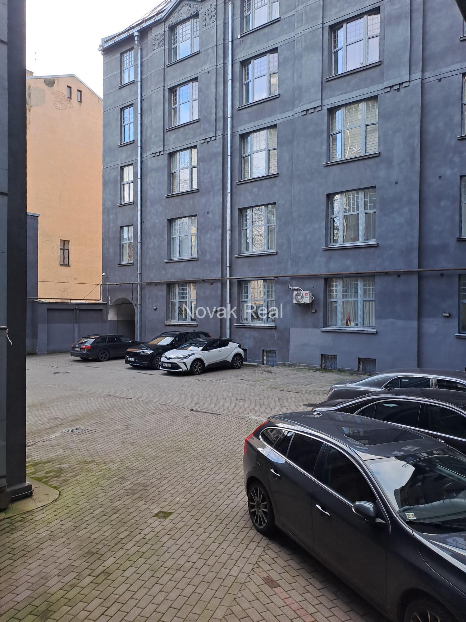 A 3-room apartment for rent in the Quiet City Centre