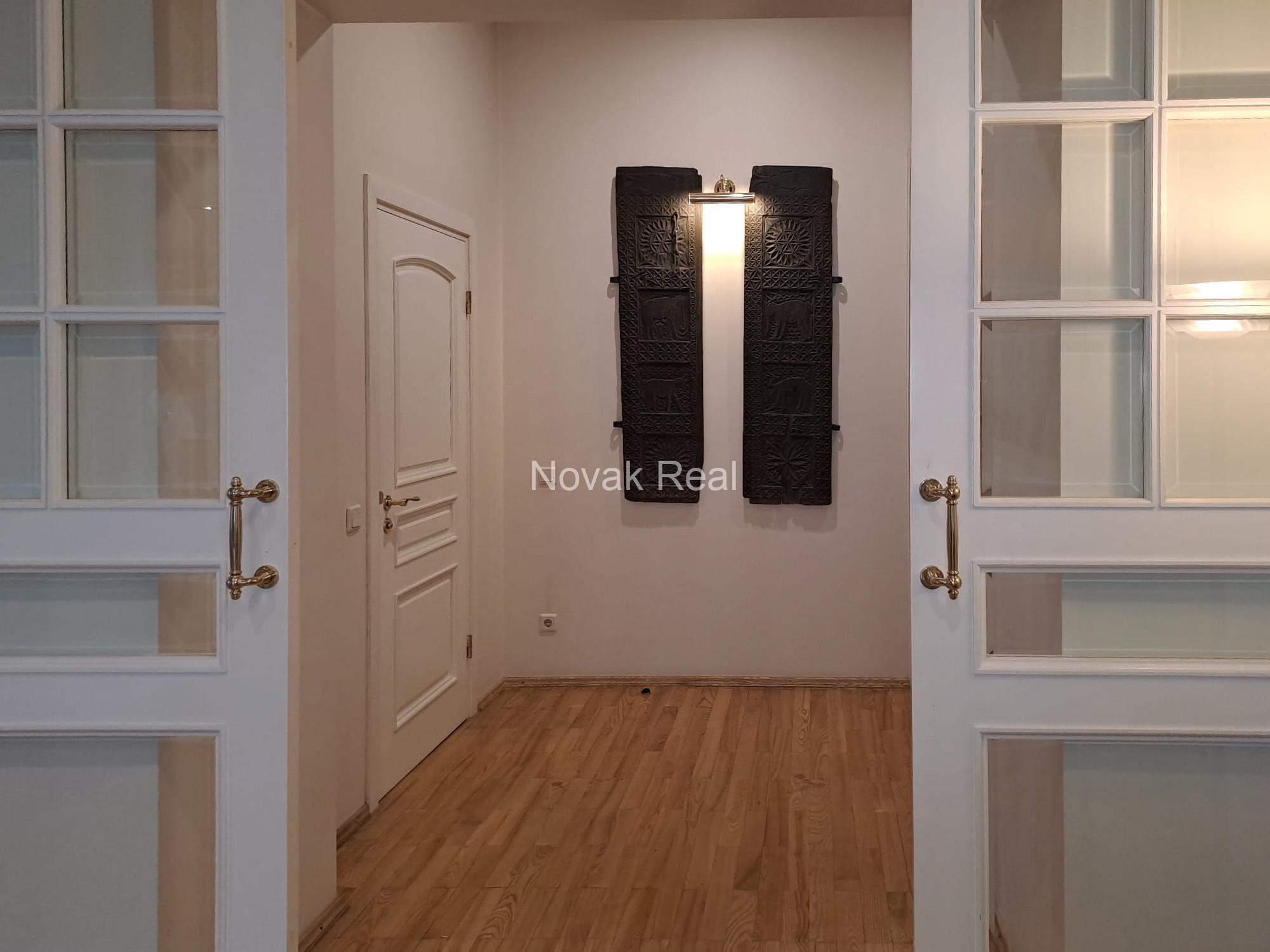 A 3-room apartment for rent in the Quiet City Centre