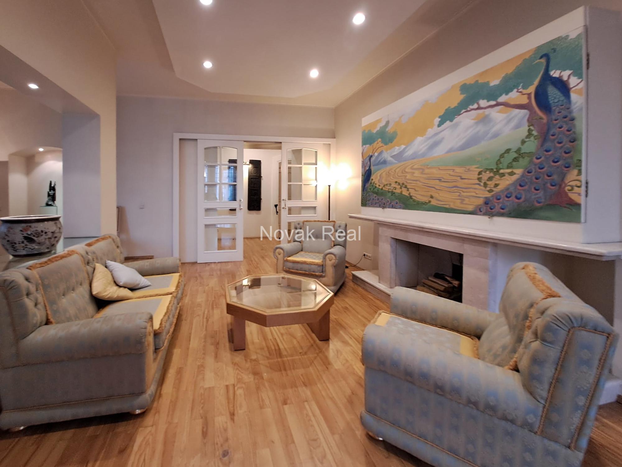 A 3-room apartment for rent in the Quiet City Centre