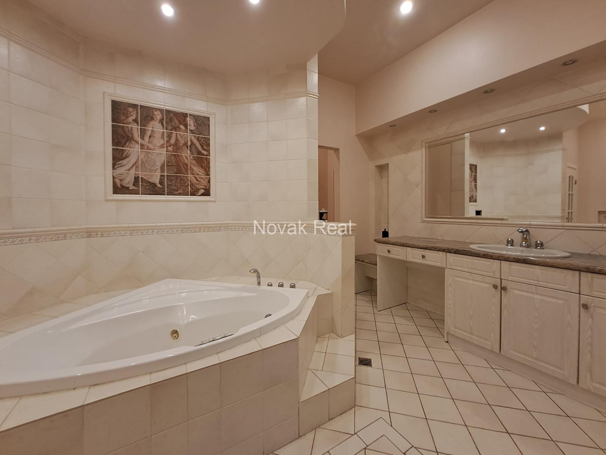 A 3-room apartment for rent in the Quiet City Centre