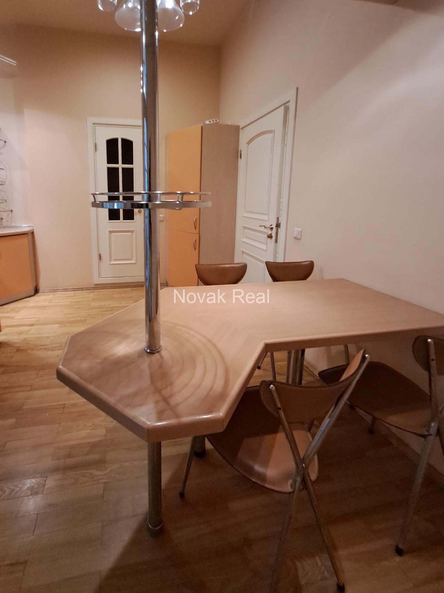 A 3-room apartment for rent in the Quiet City Centre