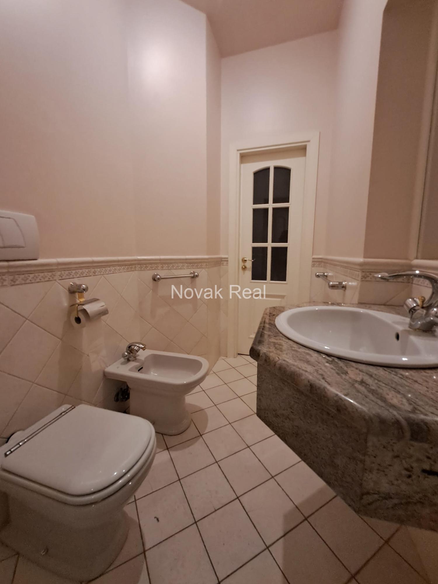 A 3-room apartment for rent in the Quiet City Centre