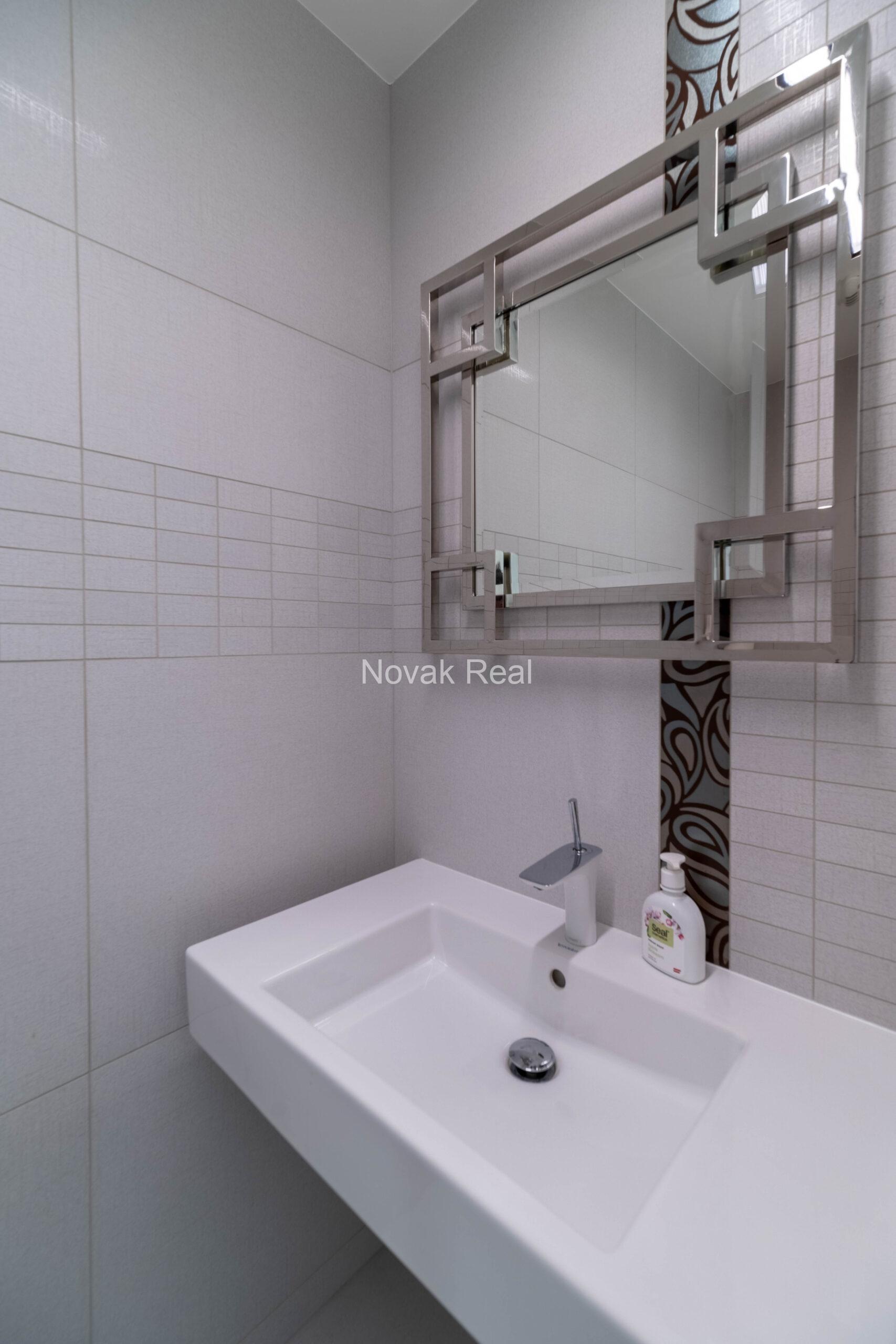 In the center of Riga, in the new modern project “Skanstes virsotnes” a designer sunny apartment is for rent