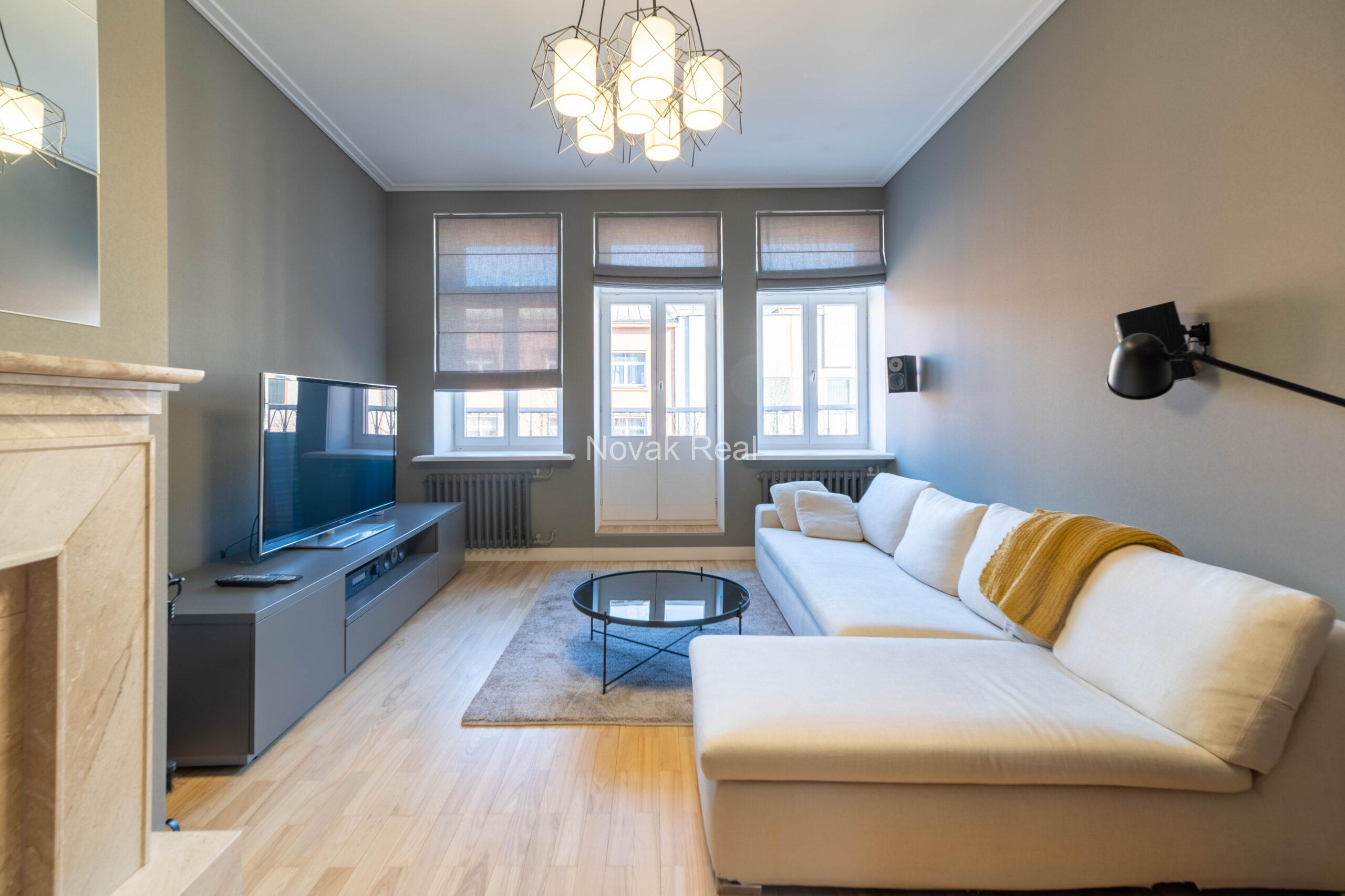 A sunny apartment for rent in the Quiet City Centre