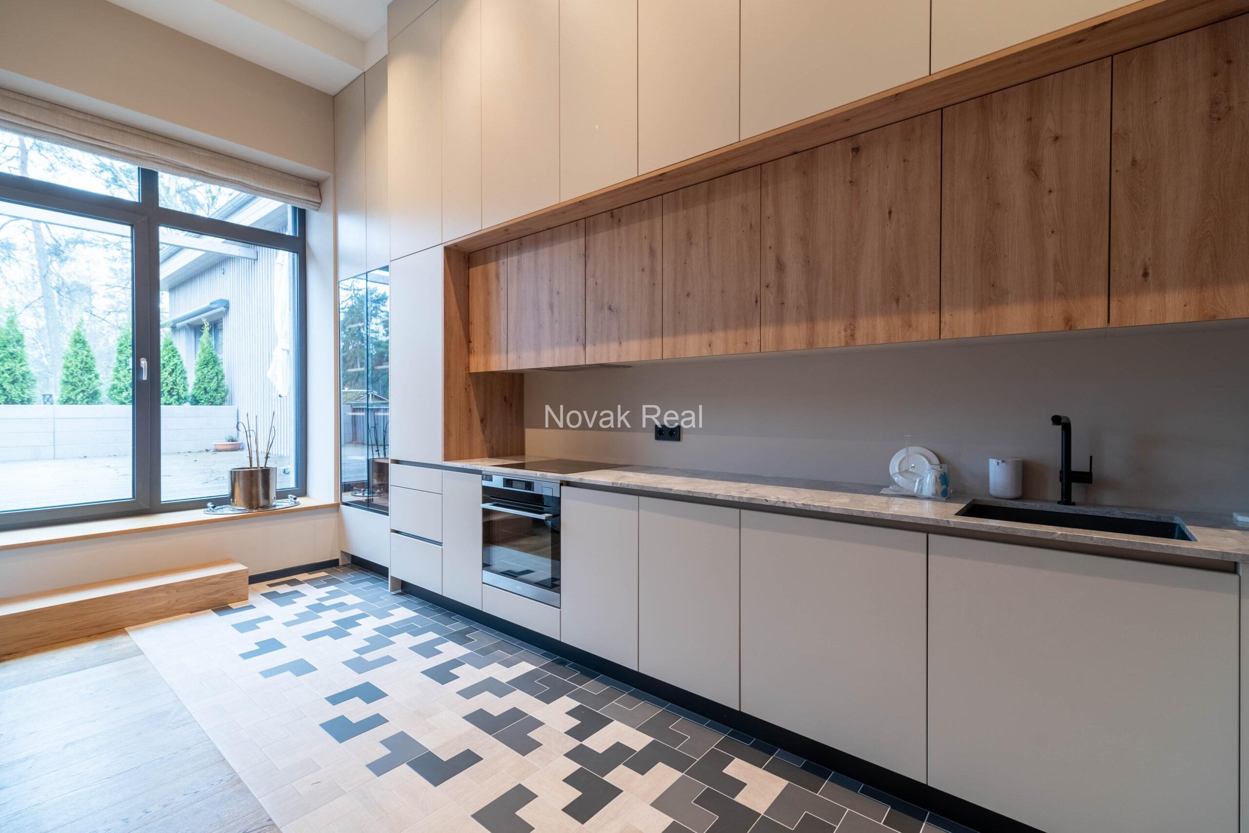 New apartments and lofts are offered for sale in Jūrmala, Dzintari, at Mežaparka prospekts 10