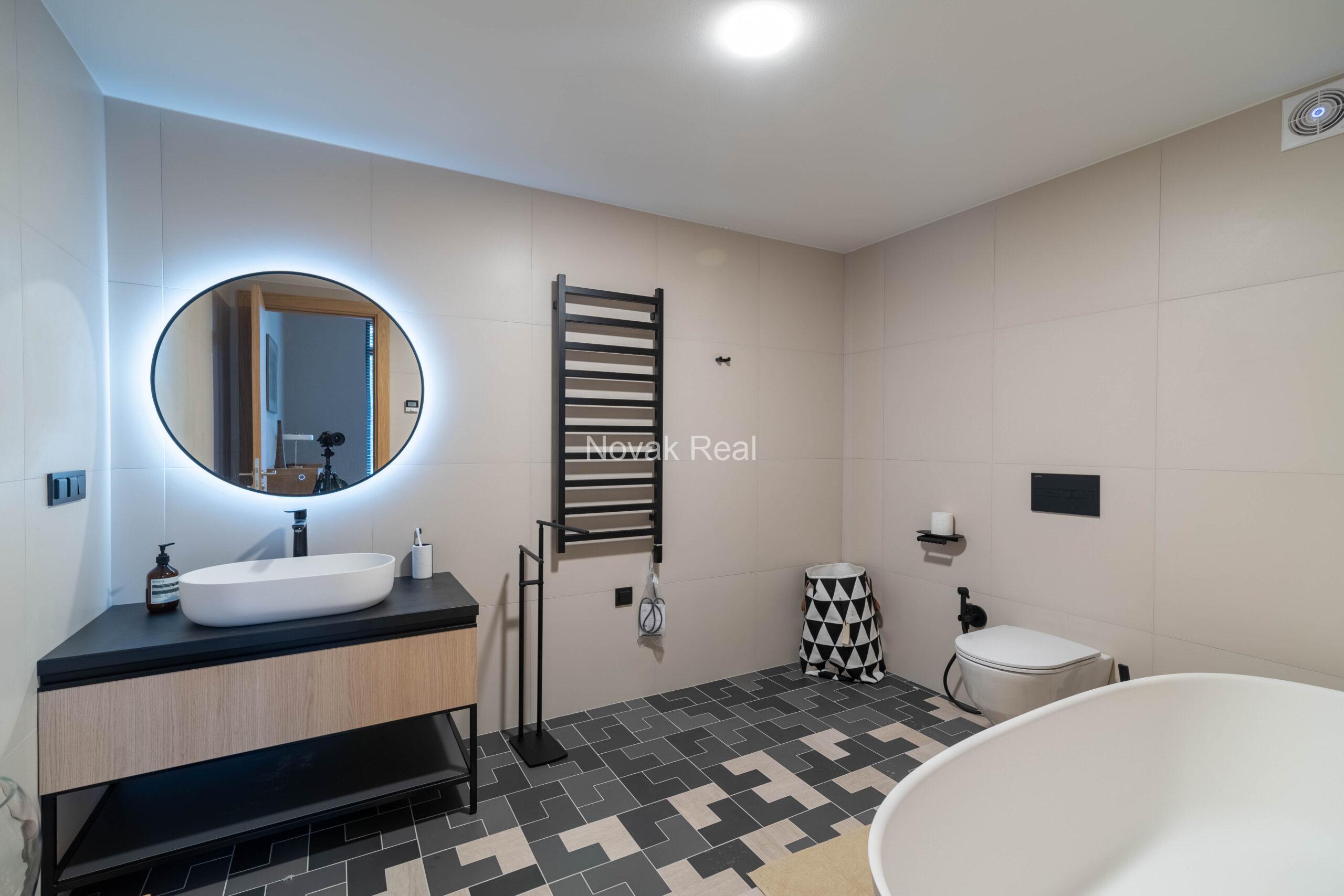New apartments and lofts are offered for sale in Jūrmala, Dzintari, at Mežaparka prospekts 10