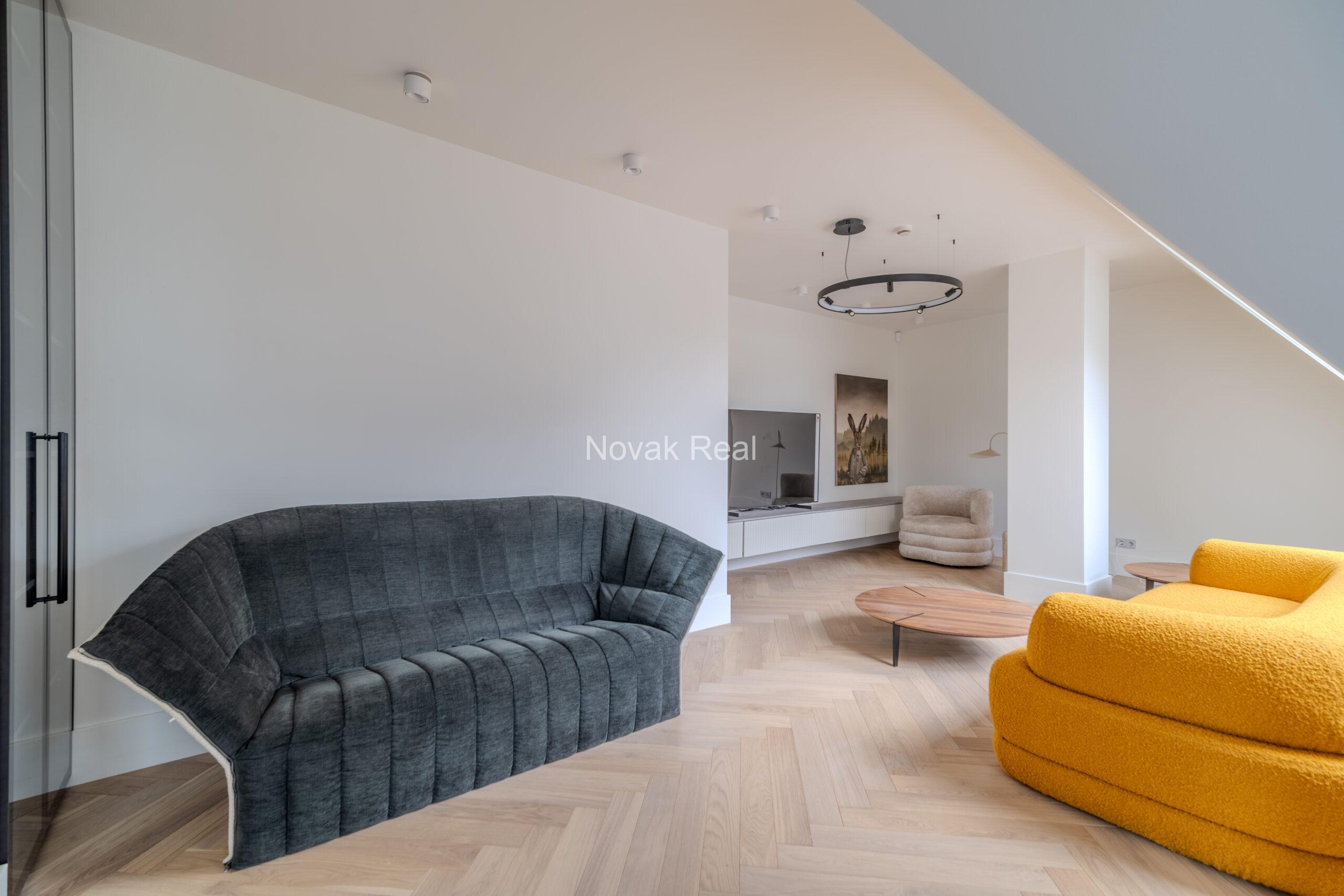 A brand new apartment is for rent with a beautiful view of the Quiet Centre