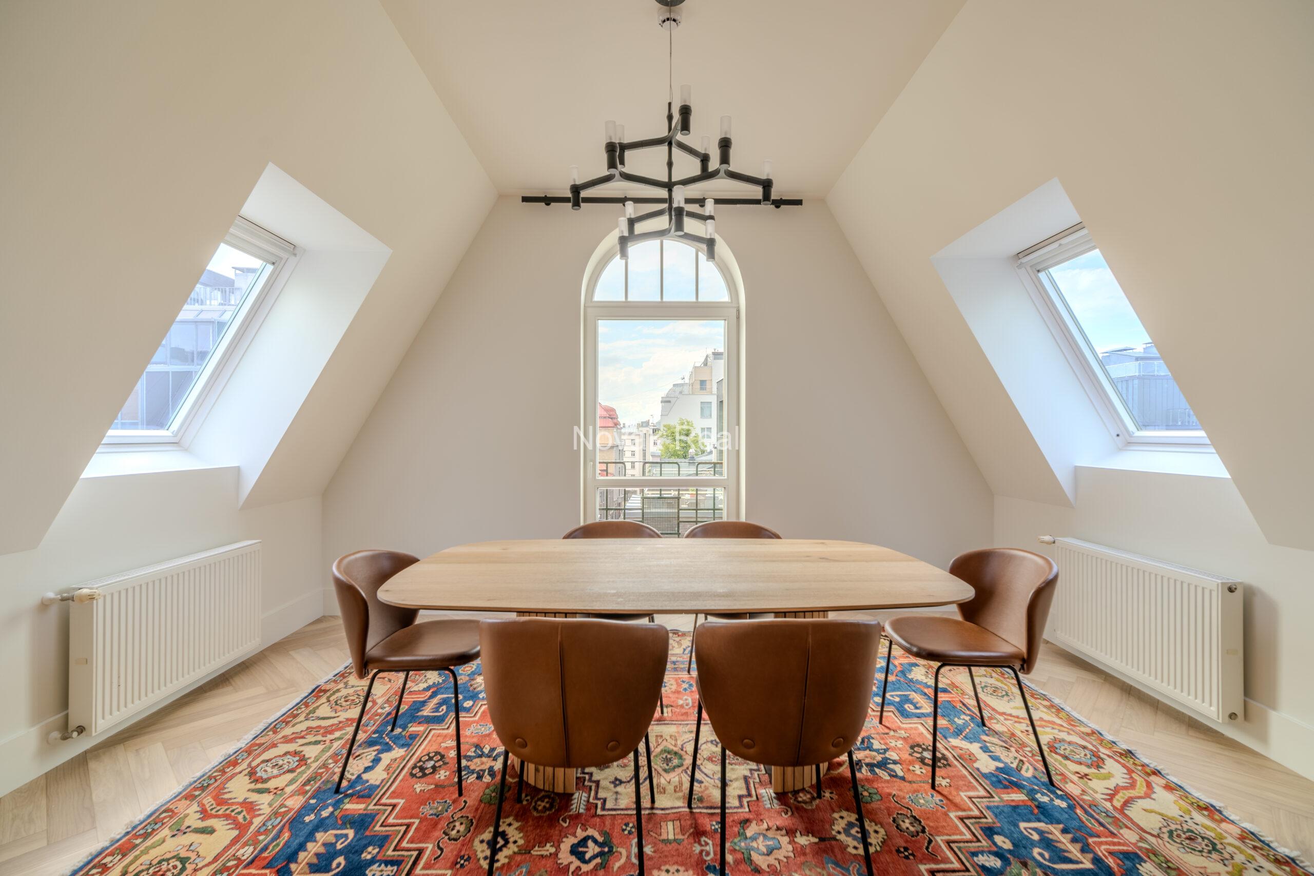 A brand new apartment is for rent with a beautiful view of the Quiet Centre