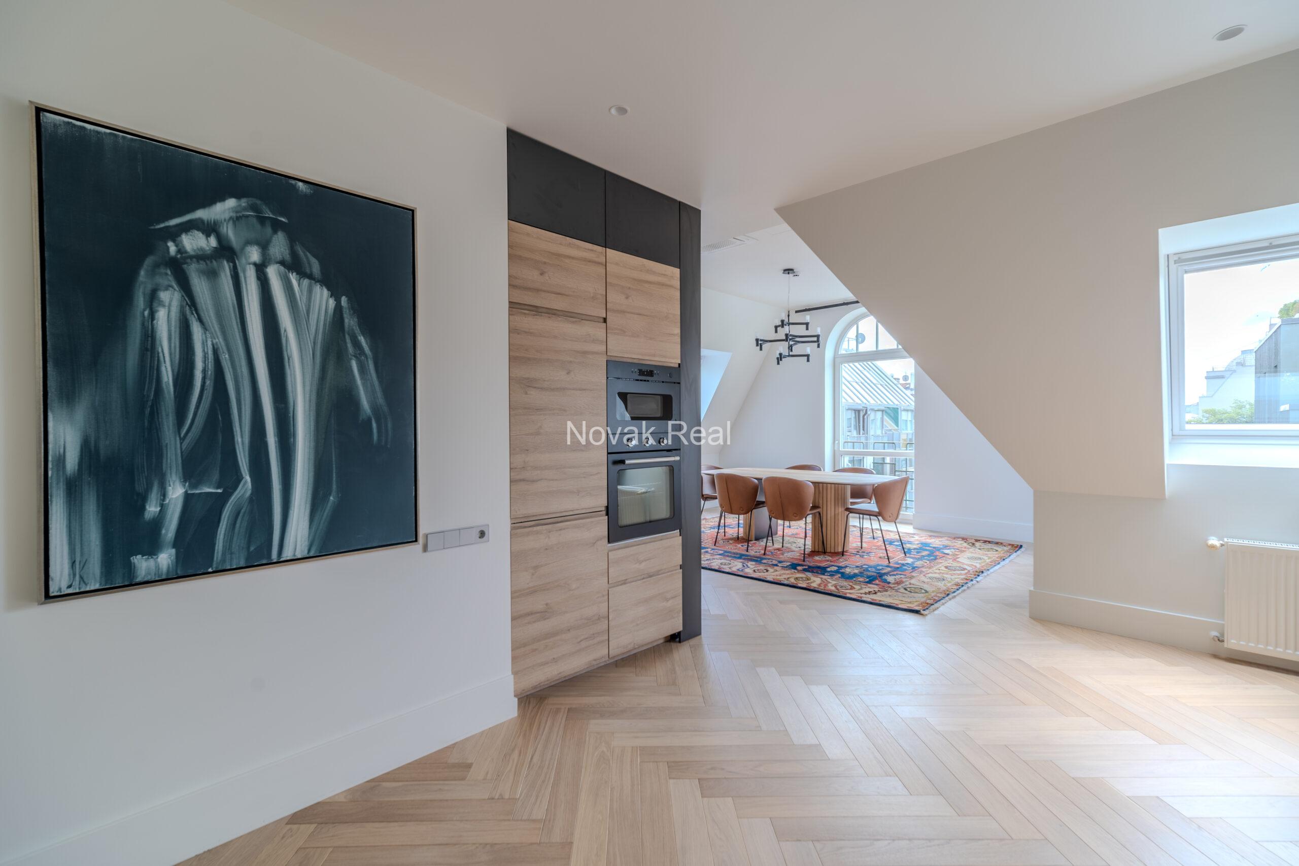 A brand new apartment is for rent with a beautiful view of the Quiet Centre