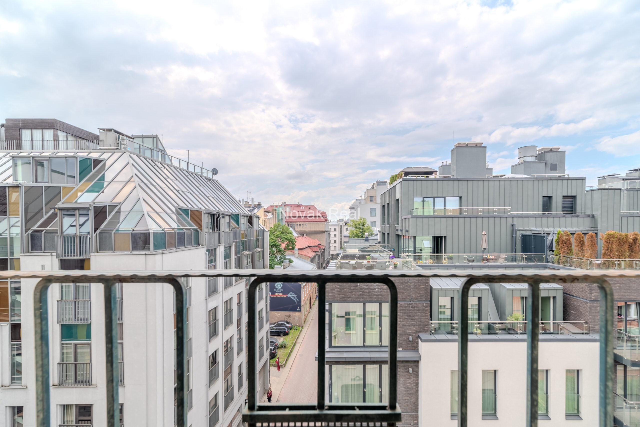 A brand new apartment is for rent with a beautiful view of the Quiet Centre