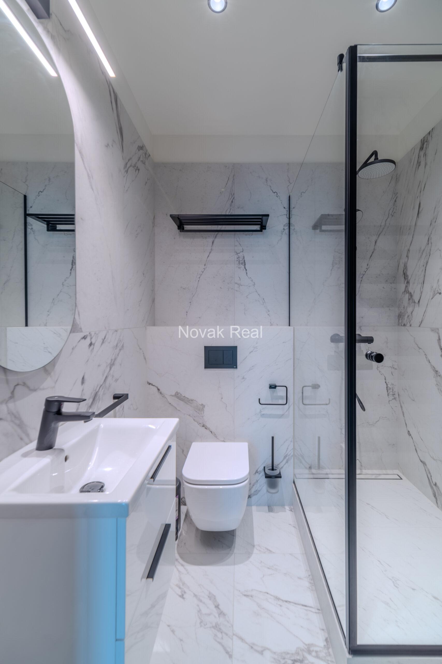 A brand new apartment is for rent with a beautiful view of the Quiet Centre