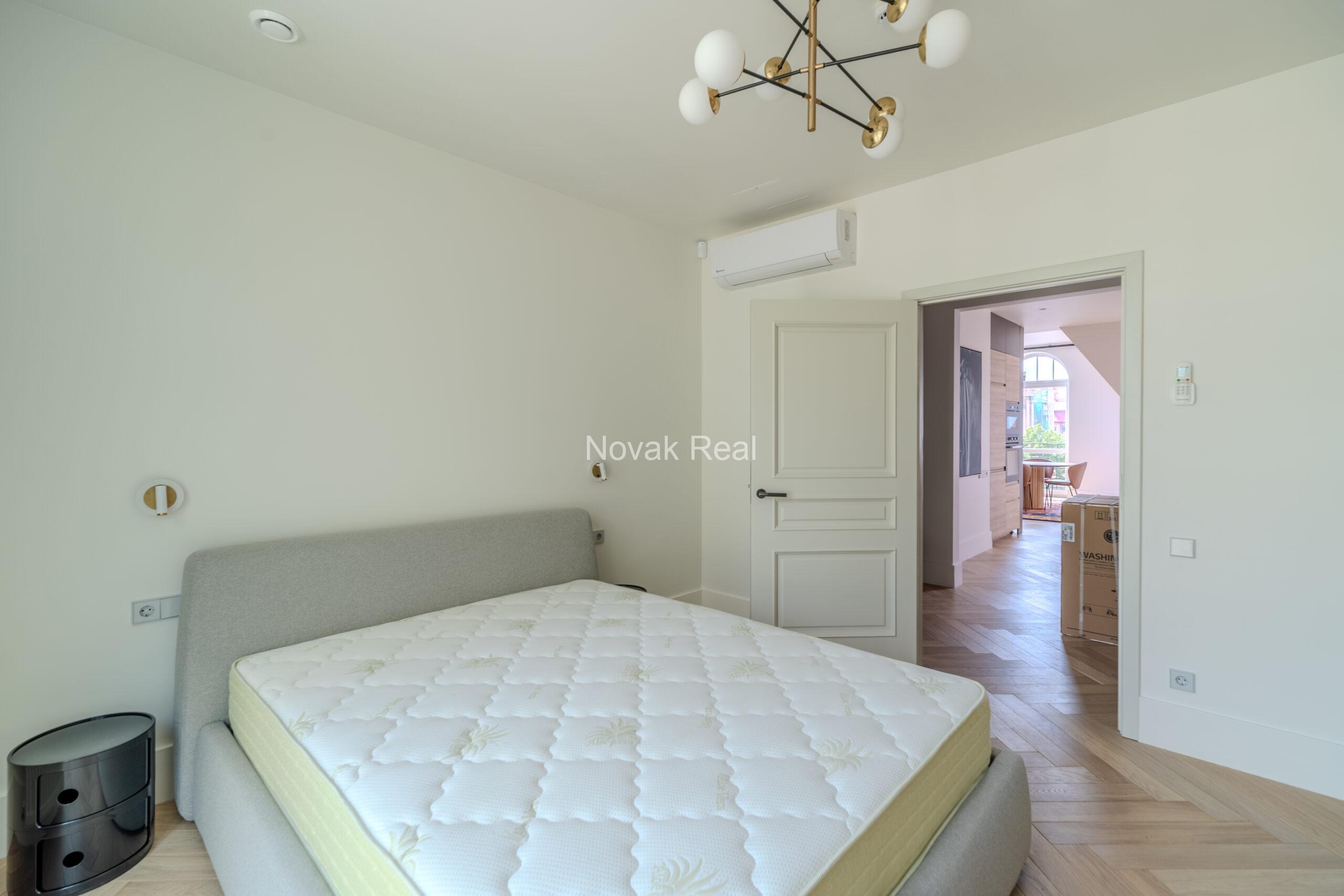 A brand new apartment is for rent with a beautiful view of the Quiet Centre