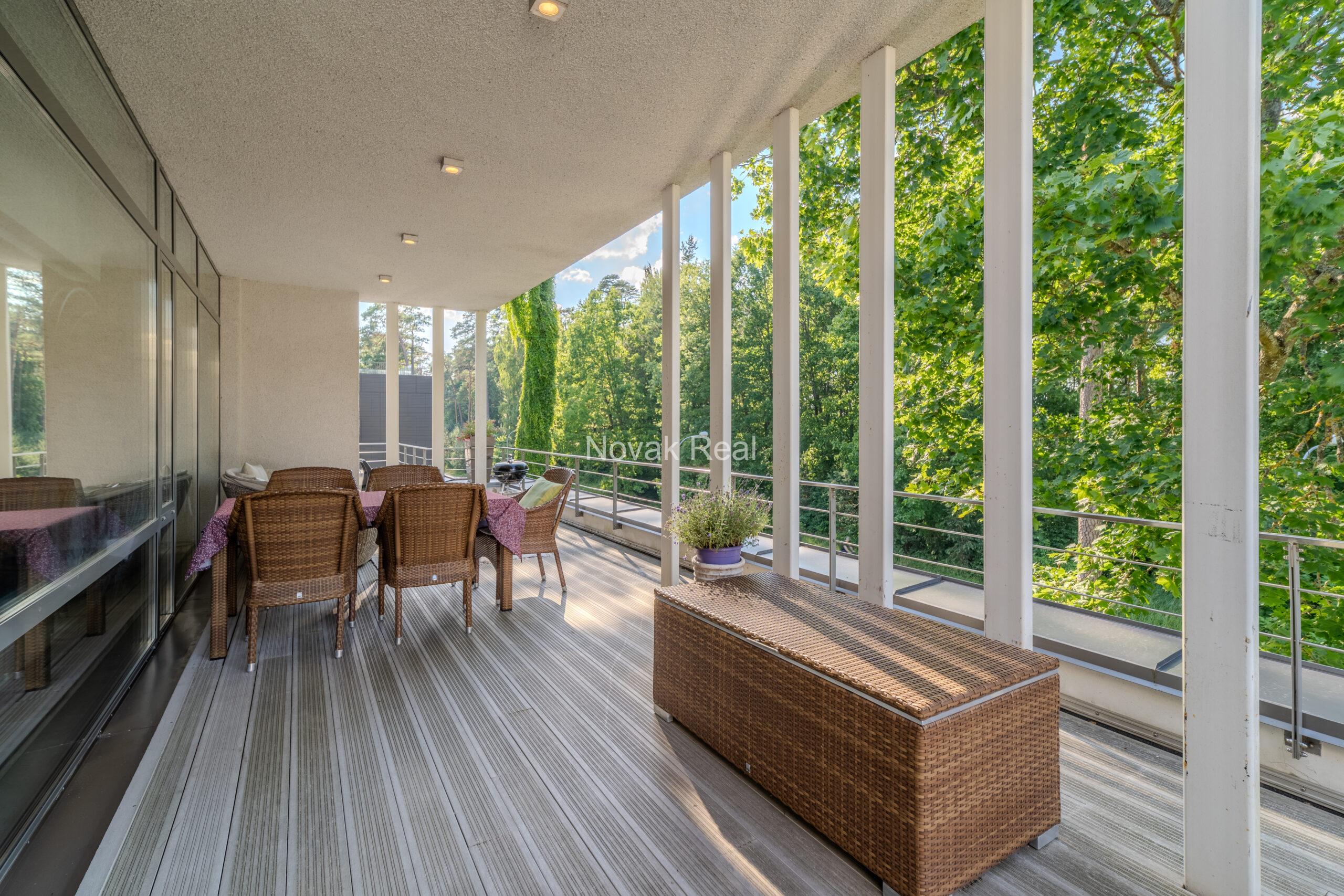 A 3-bedroom apartment is available for rent on the first line by the sea