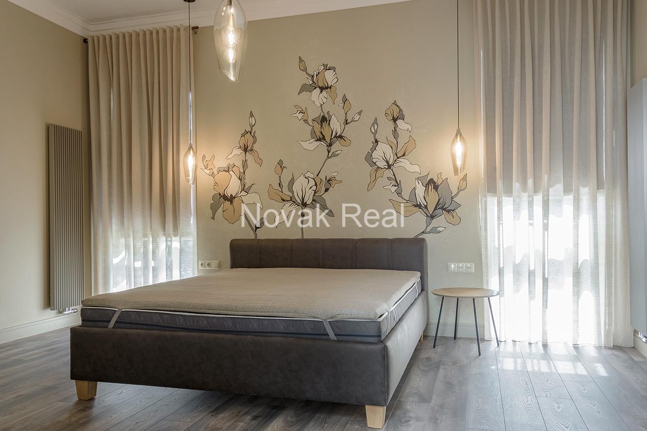 A new, comfortable six-bedroom house is available for long-term rent in Lielupe
