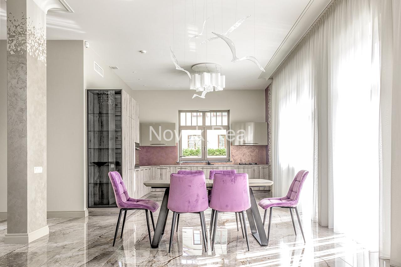 A new, comfortable six-bedroom house is available for long-term rent in Lielupe