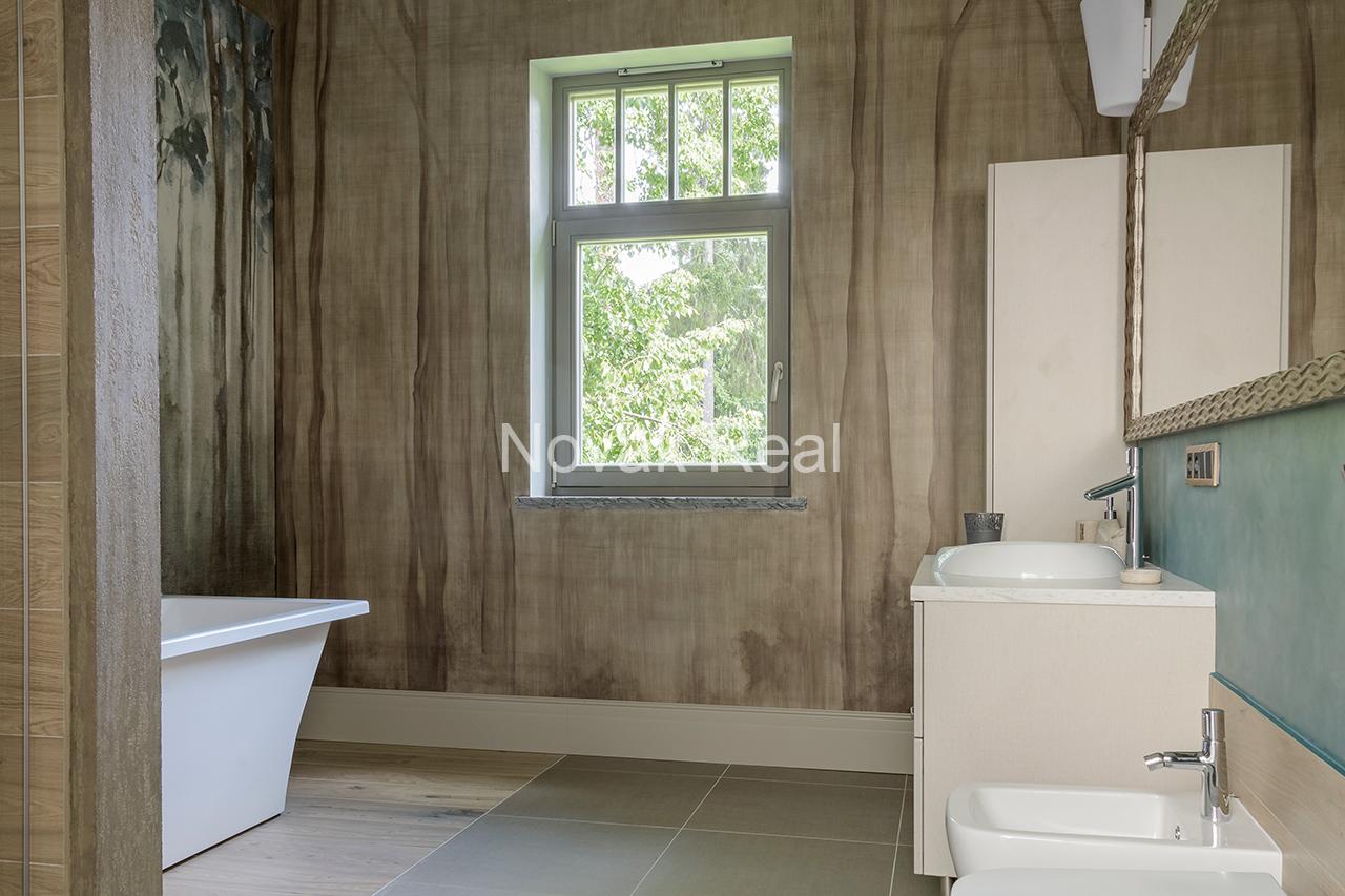A new, comfortable six-bedroom house is available for long-term rent in Lielupe