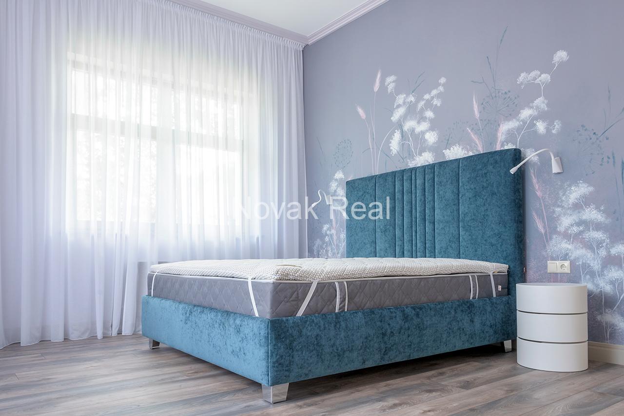 A new, comfortable six-bedroom house is available for long-term rent in Lielupe