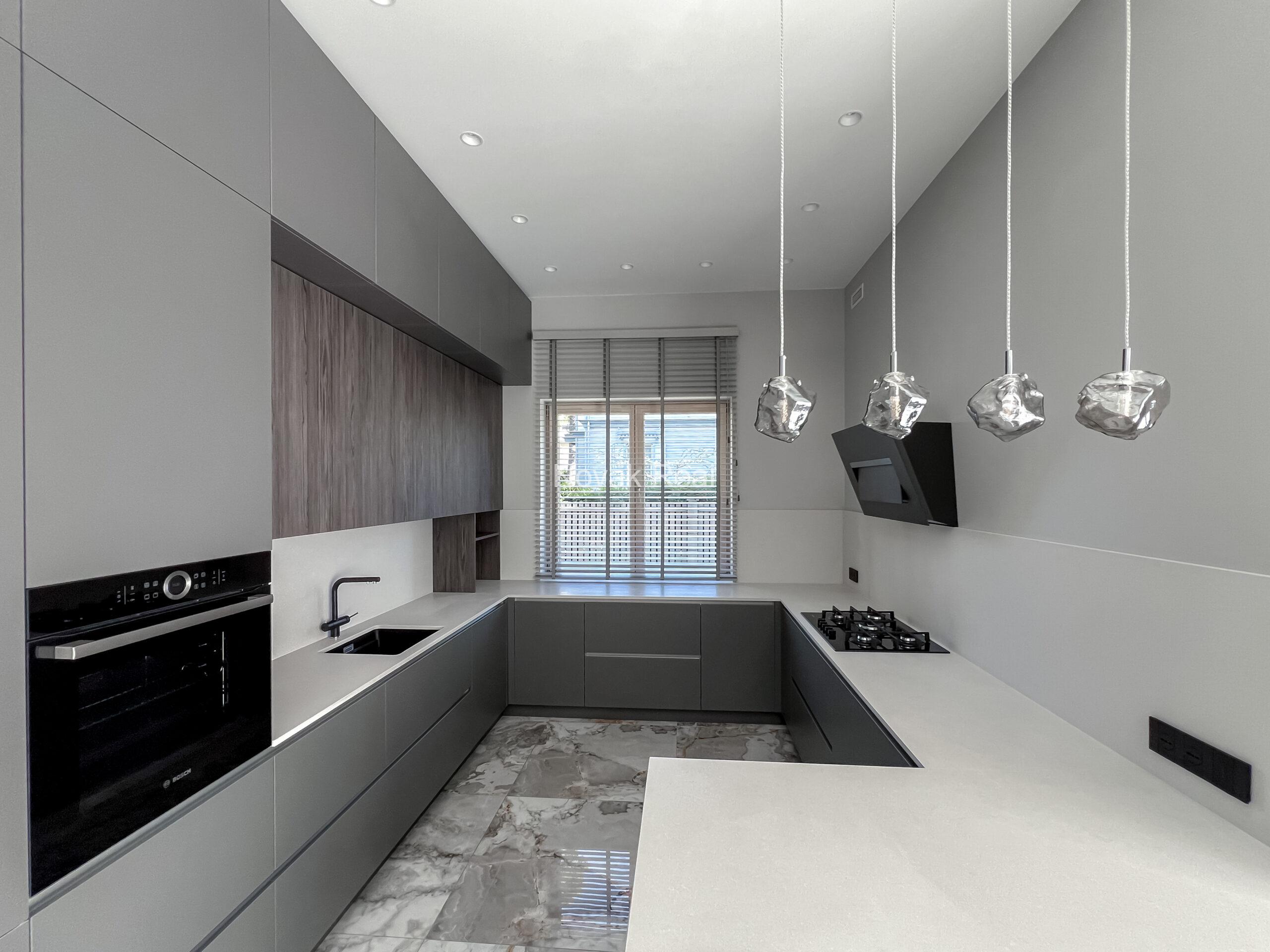 A new five-bedroom house is available for long-term rent in a quiet part of Jūrmala, close to the sea