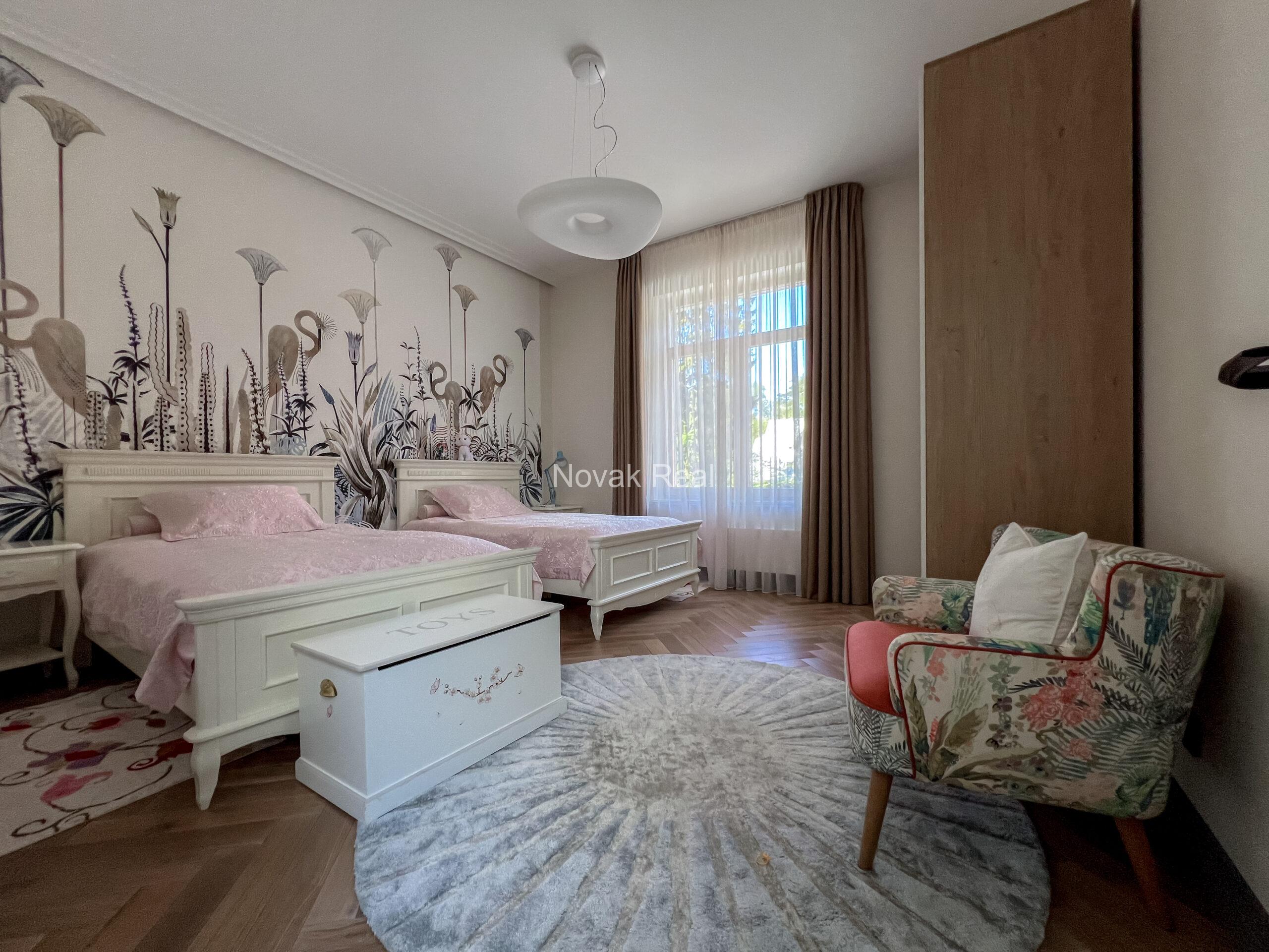 A new five-bedroom house is available for long-term rent in a quiet part of Jūrmala, close to the sea
