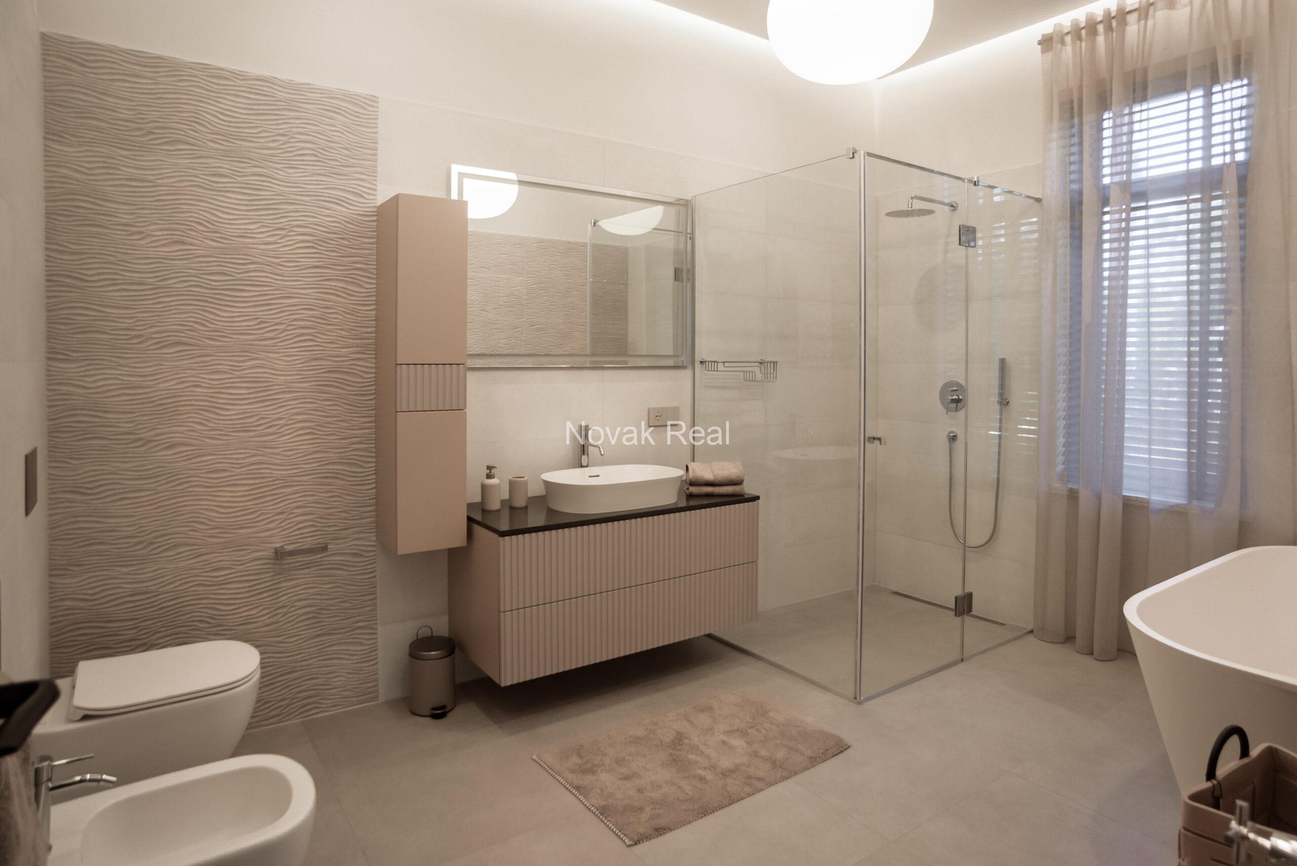 A new five-bedroom house is available for long-term rent in a quiet part of Jūrmala, close to the sea