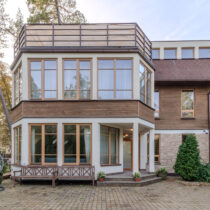 In Bulduri, on the first line to the sea, a modern and cozy townhouse ...