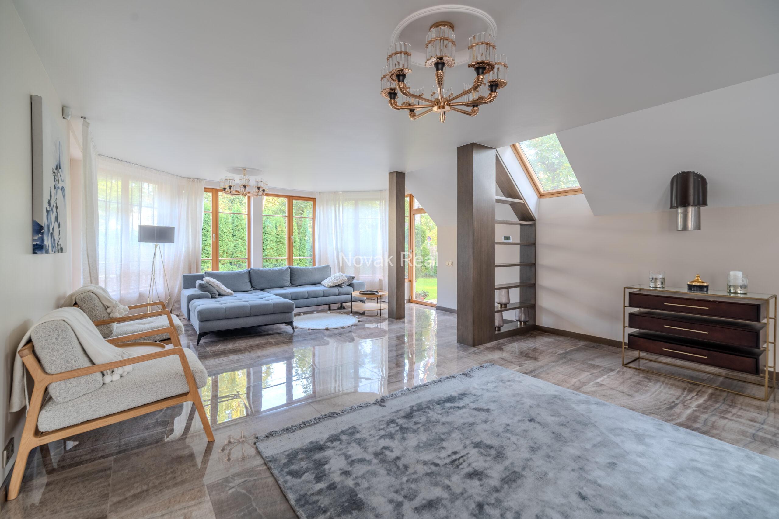 In Bulduri, on the first line to the sea, a modern and cozy townhouse is for sale