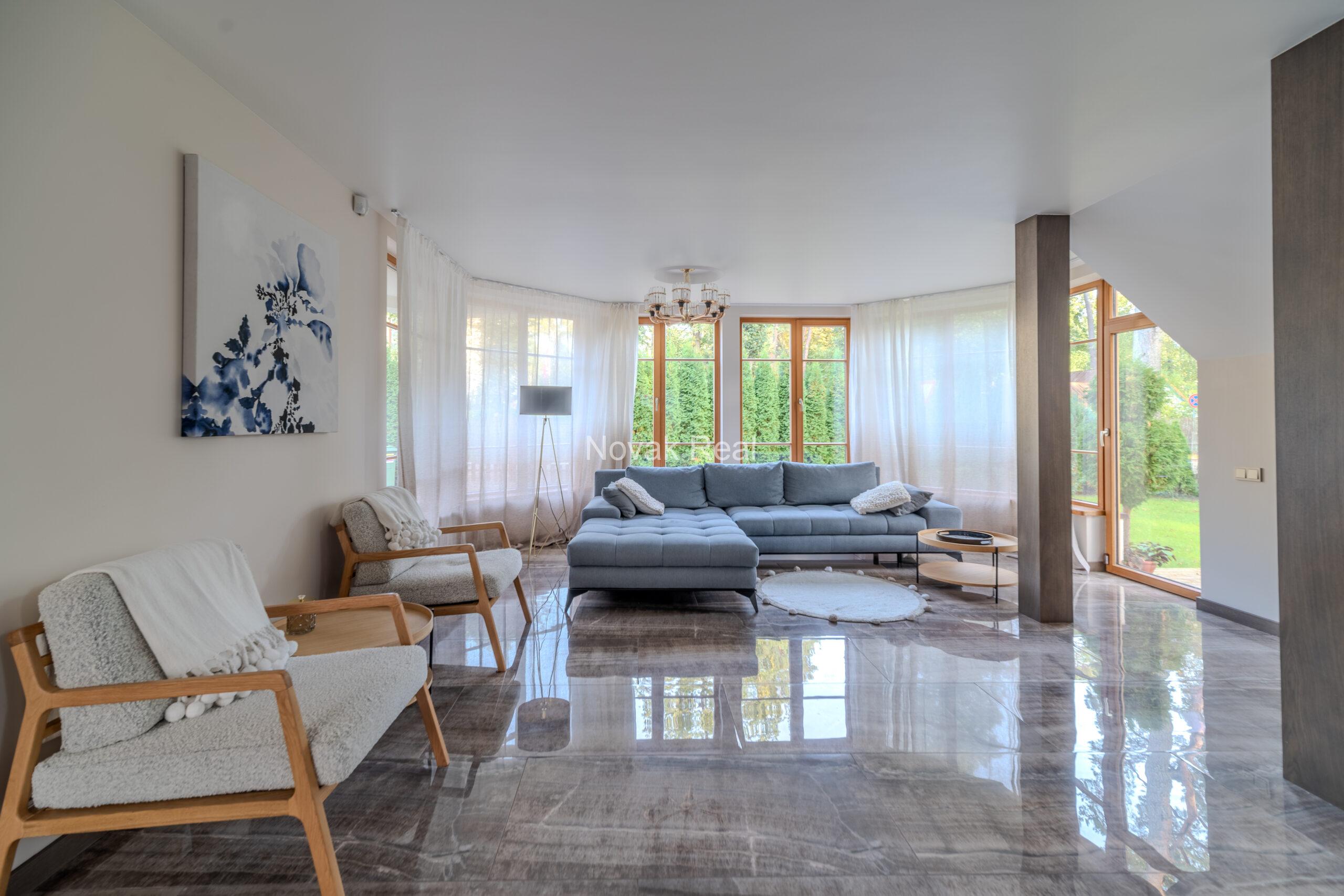 In Bulduri, on the first line to the sea, a modern and cozy townhouse is for sale