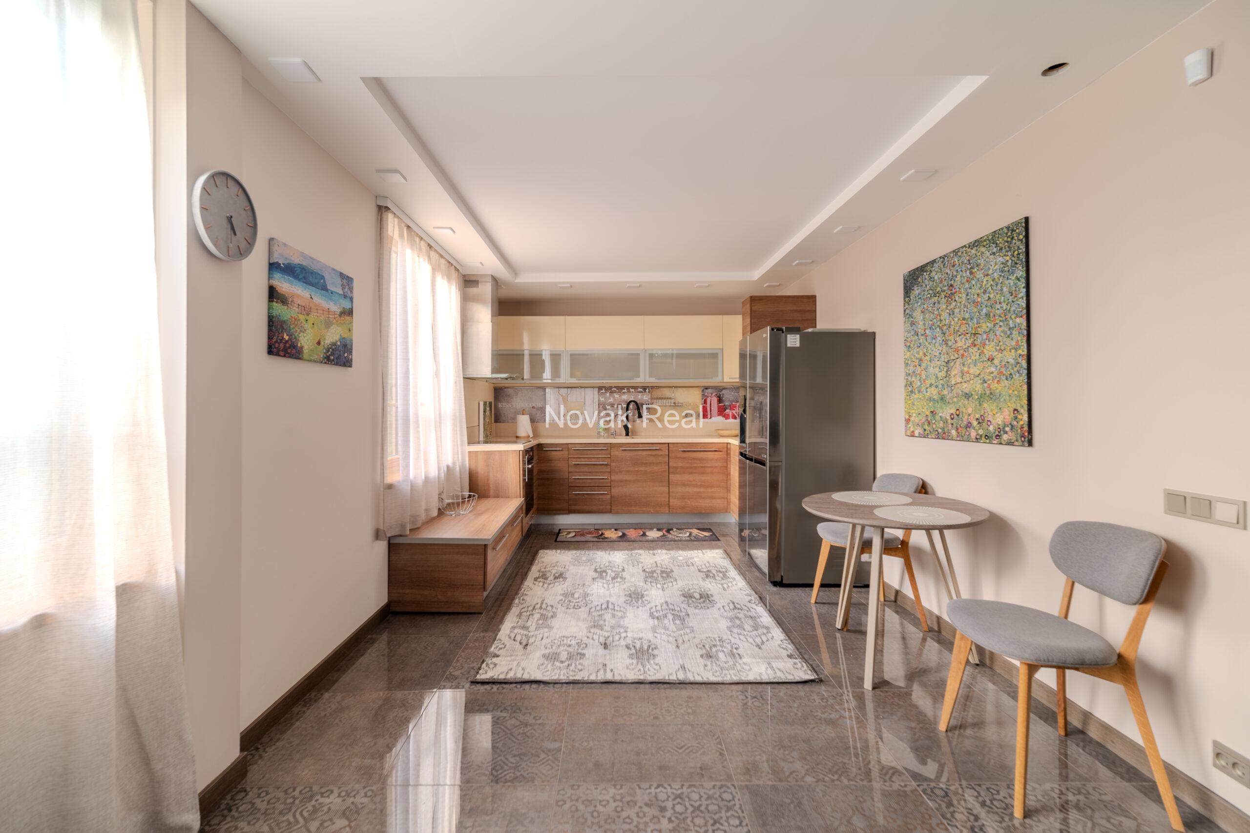 In Bulduri, on the first line to the sea, a modern and cozy townhouse is for sale