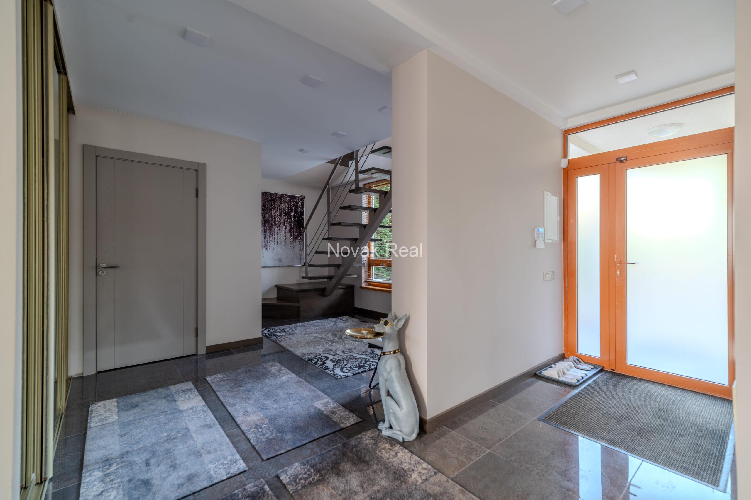 In Bulduri, on the first line to the sea, a modern and cozy townhouse is for sale
