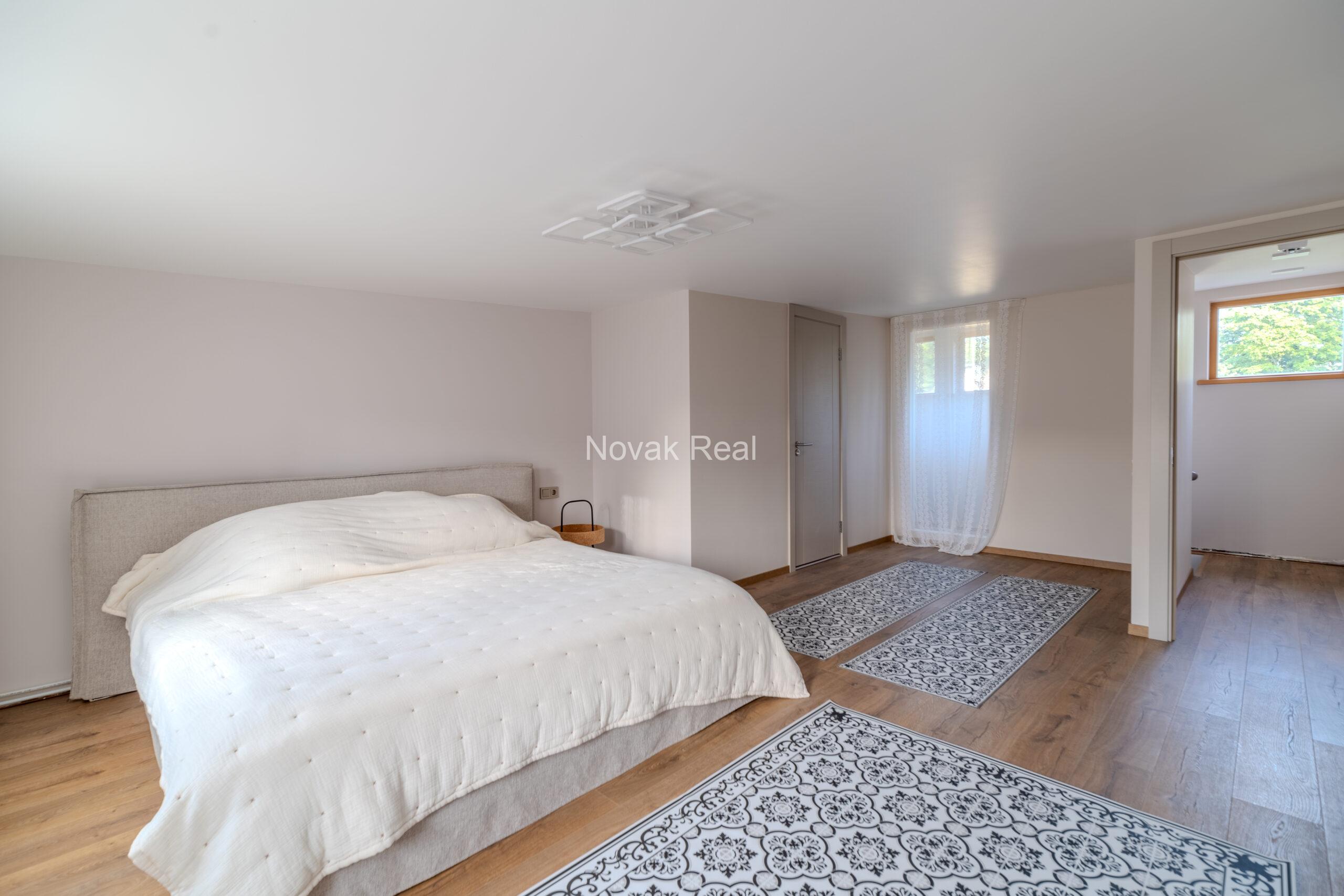 In Bulduri, on the first line to the sea, a modern and cozy townhouse is for sale