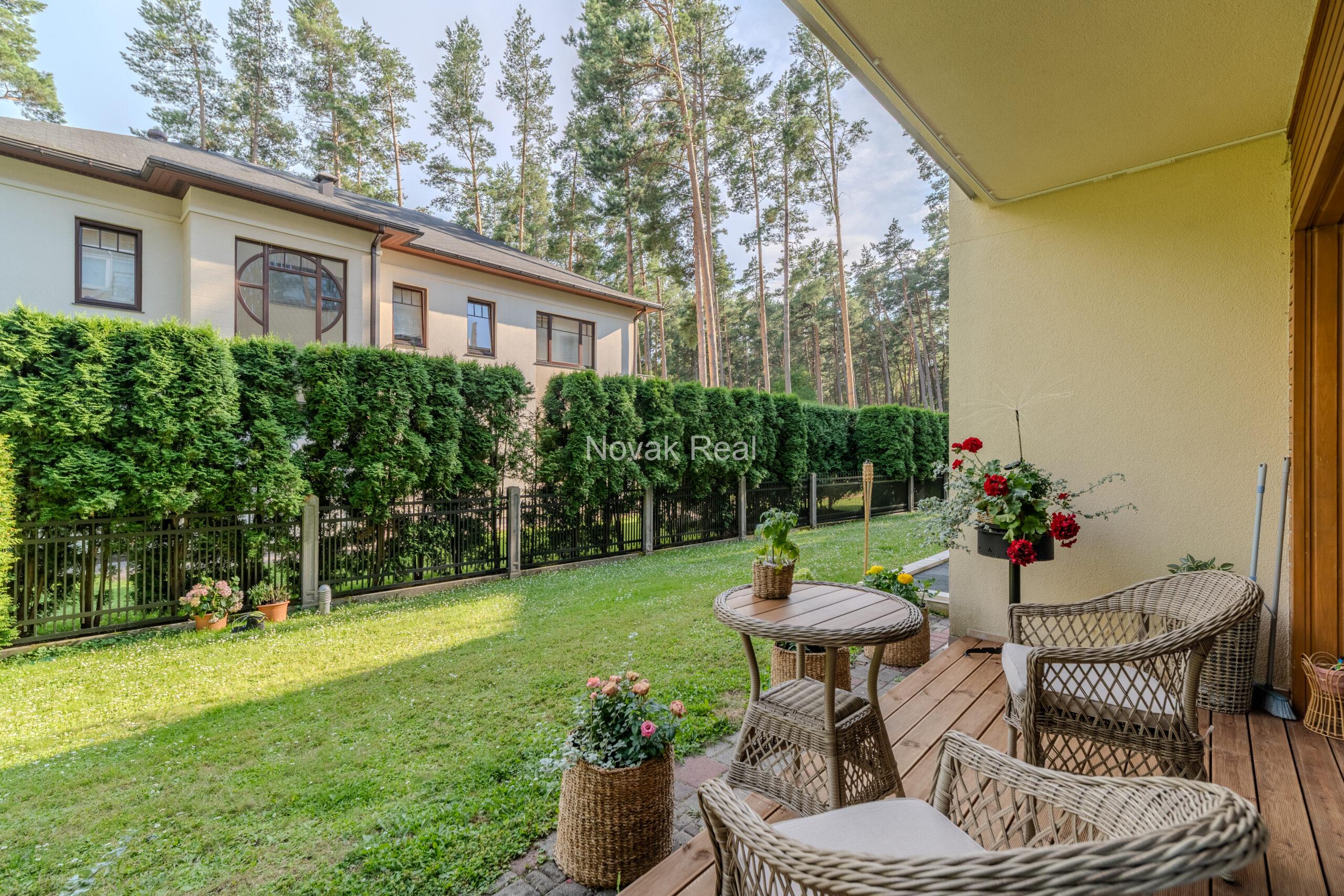 A stylish and cozy apartment is available for rent from August 25 to June 1 in the prestigious Dzintari district