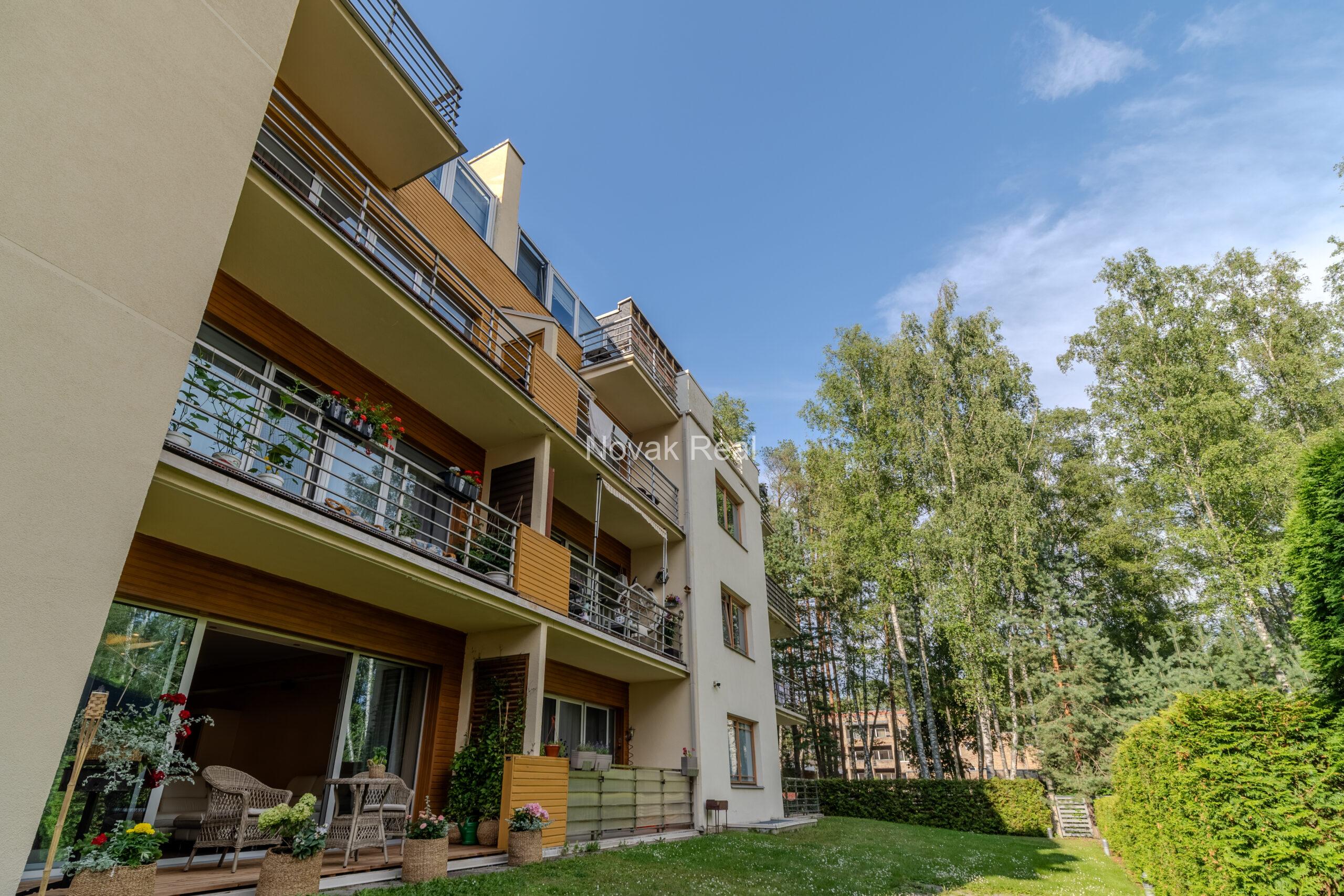 A stylish and cozy apartment is available for rent from August 25 to June 1 in the prestigious Dzintari district