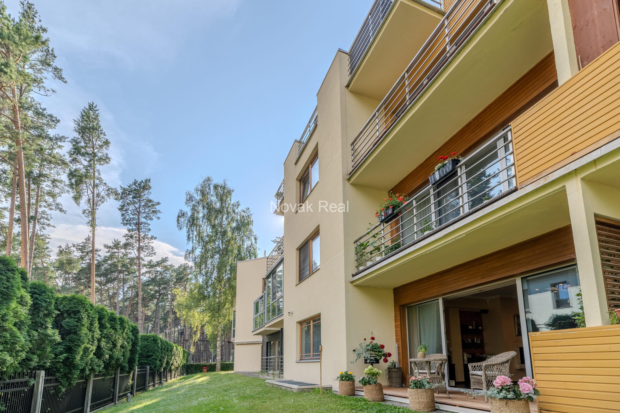 A stylish and cozy apartment is available for rent from August 25 to June 1 in the prestigious Dzintari district