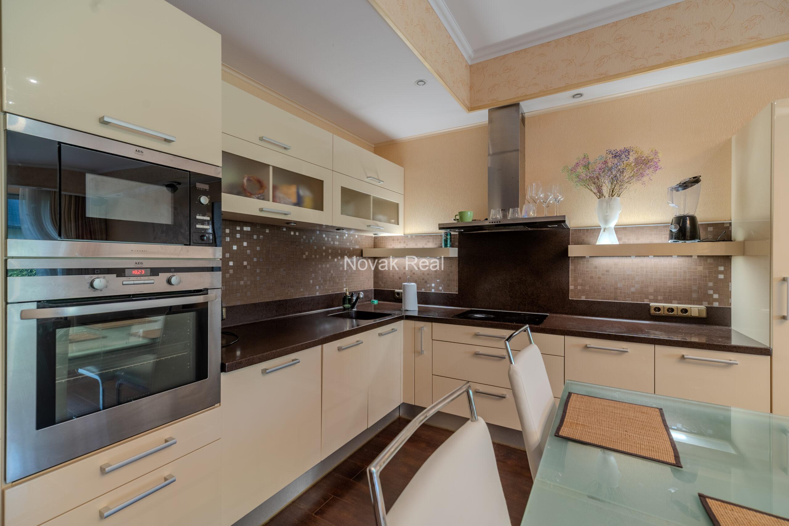A stylish and cozy apartment is available for rent from August 25 to June 1 in the prestigious Dzintari district