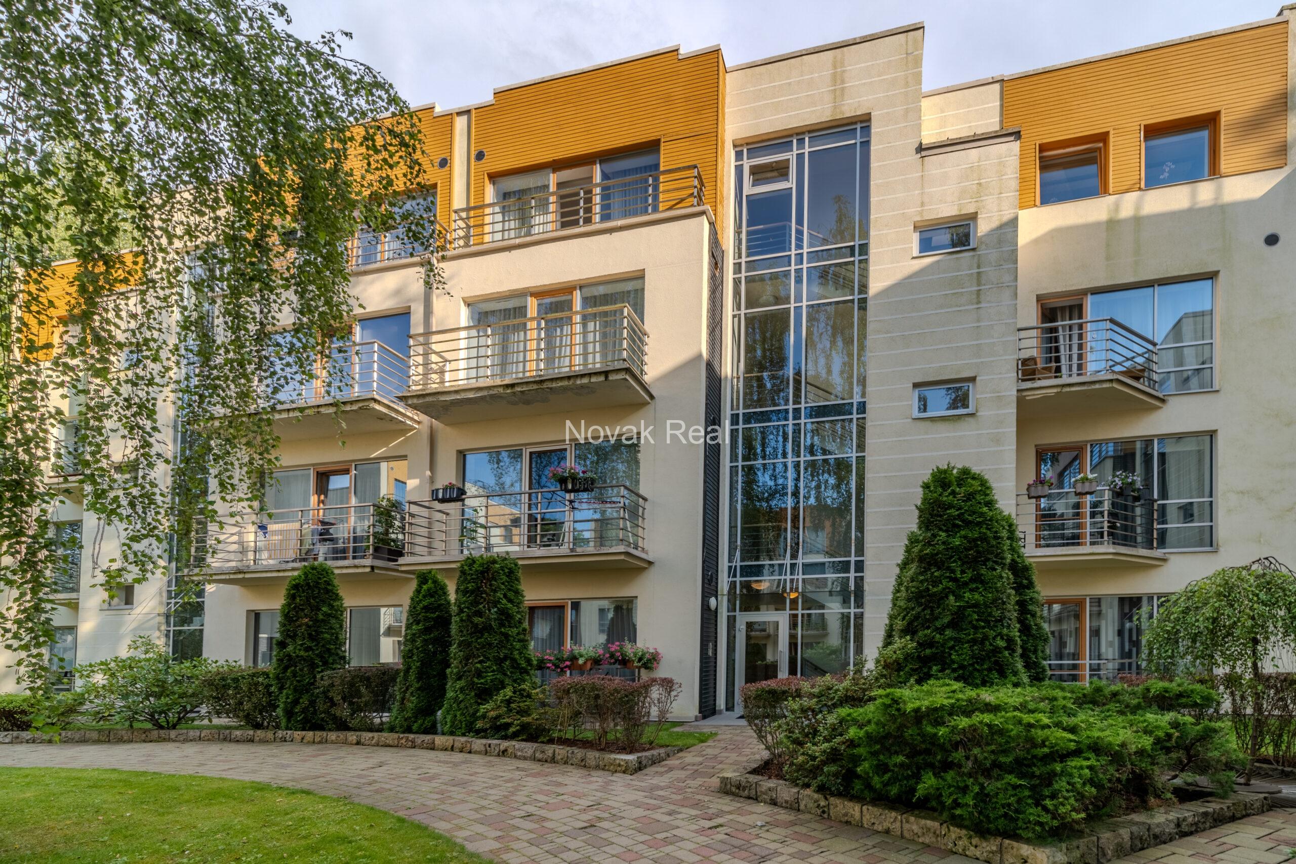 A stylish and cozy apartment is available for rent from August 25 to June 1 in the prestigious Dzintari district