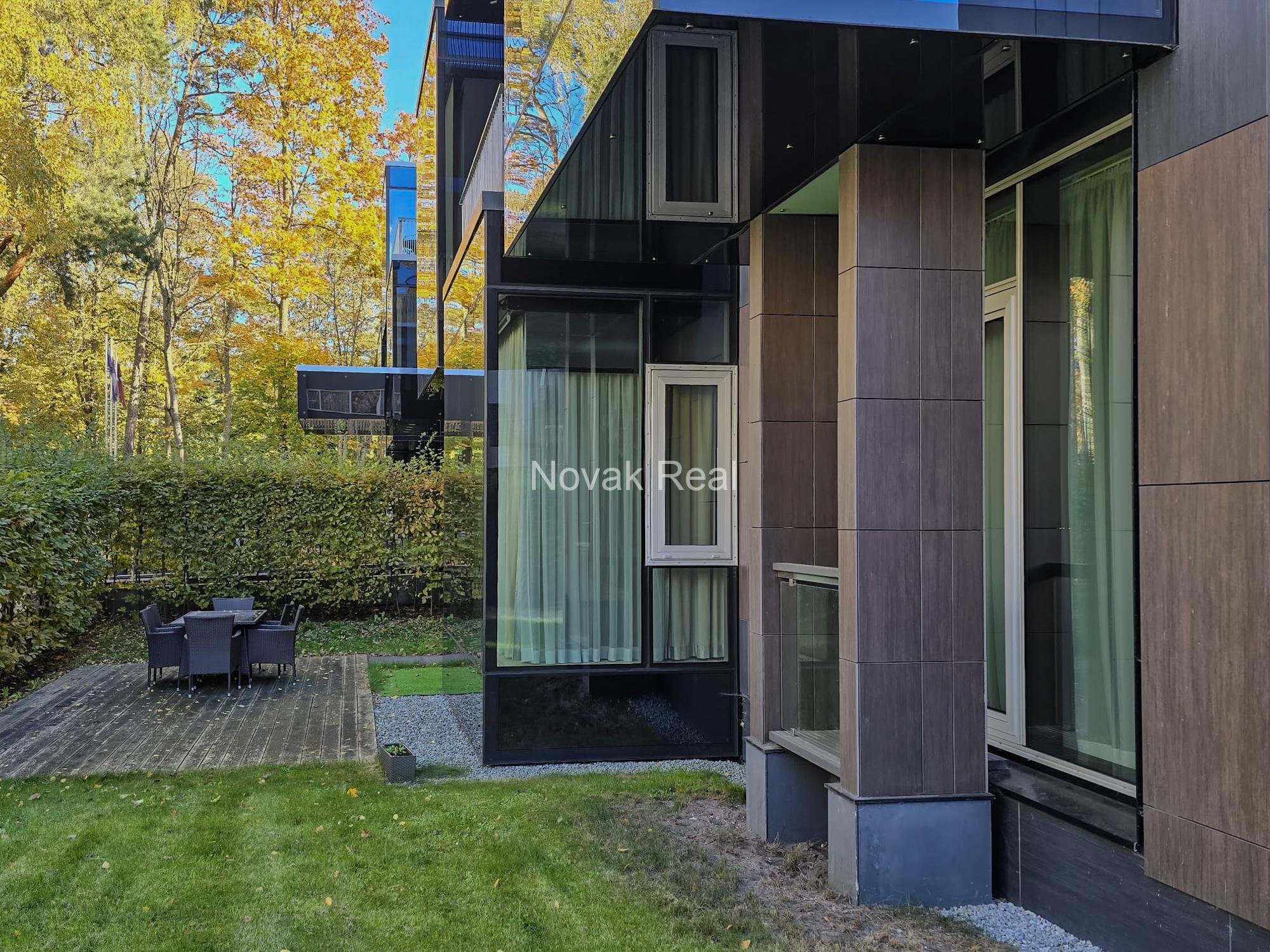 For a long term lease, an apartment is available in the new elite project “Pine Cube”