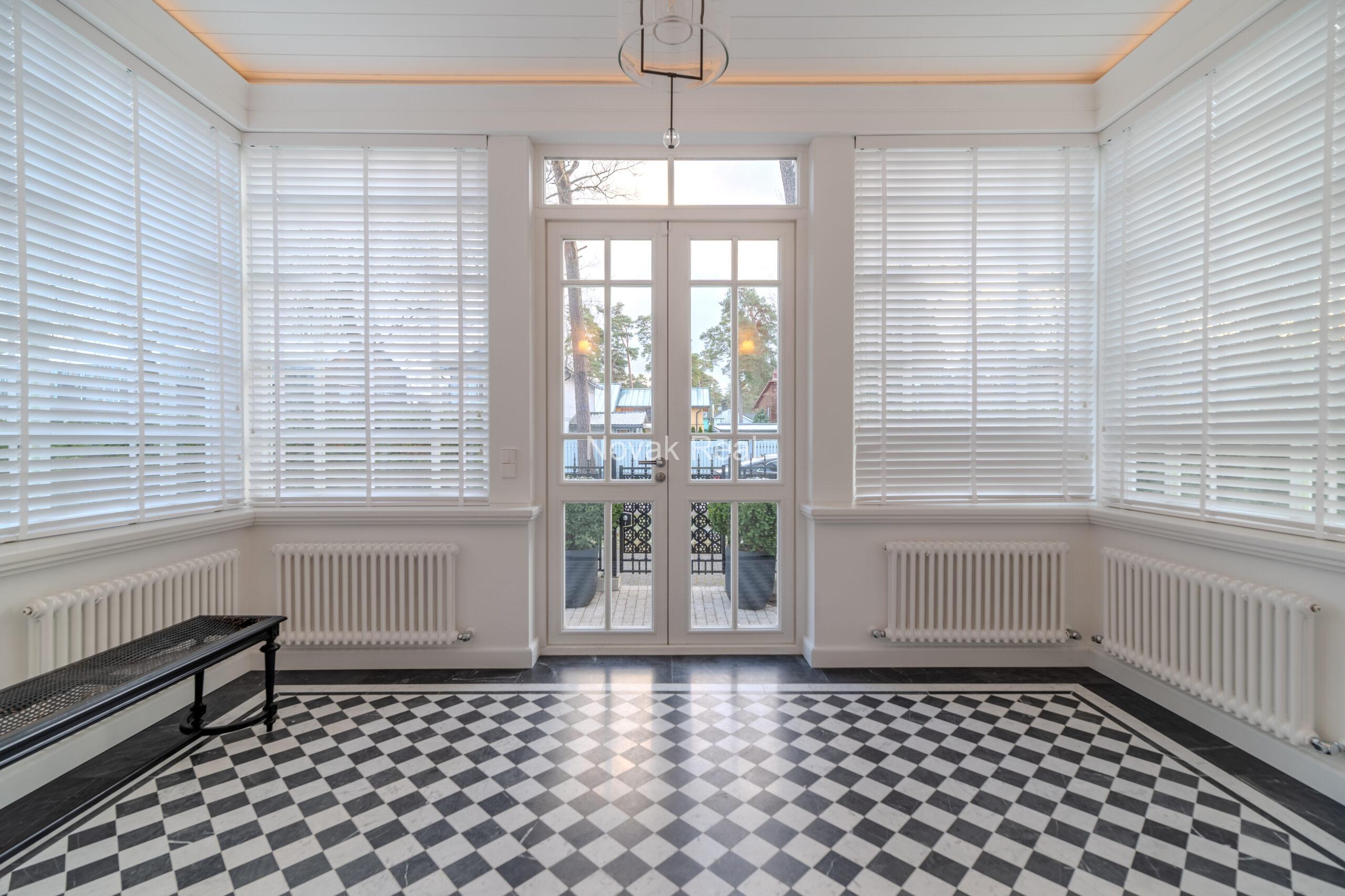 A house is offered for sale in Jūrmala, Bulduri district