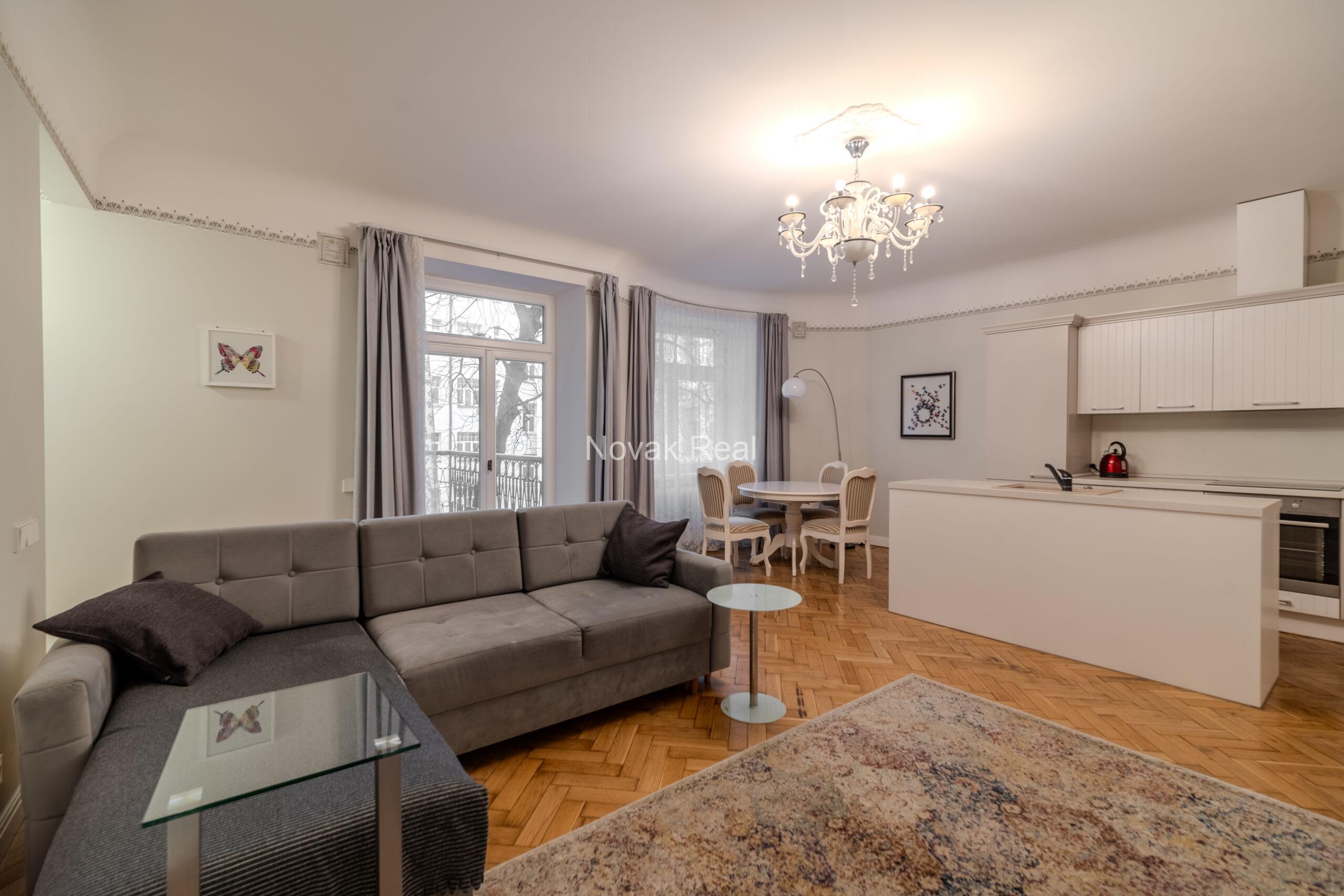 Two-room apartment with a balcony on the facade in a prestigious embassy district