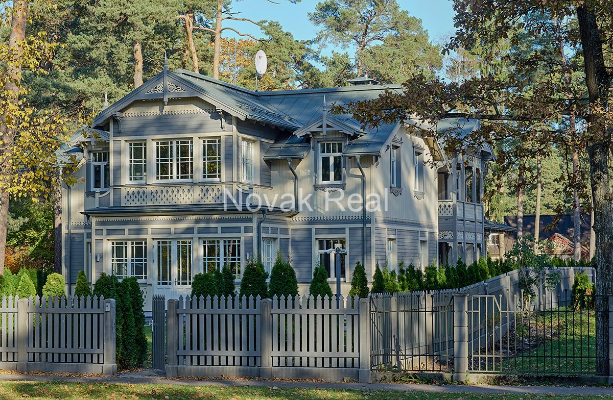 A new house is for sale, designed in the style of Jūrmala’s neoclassical architecture