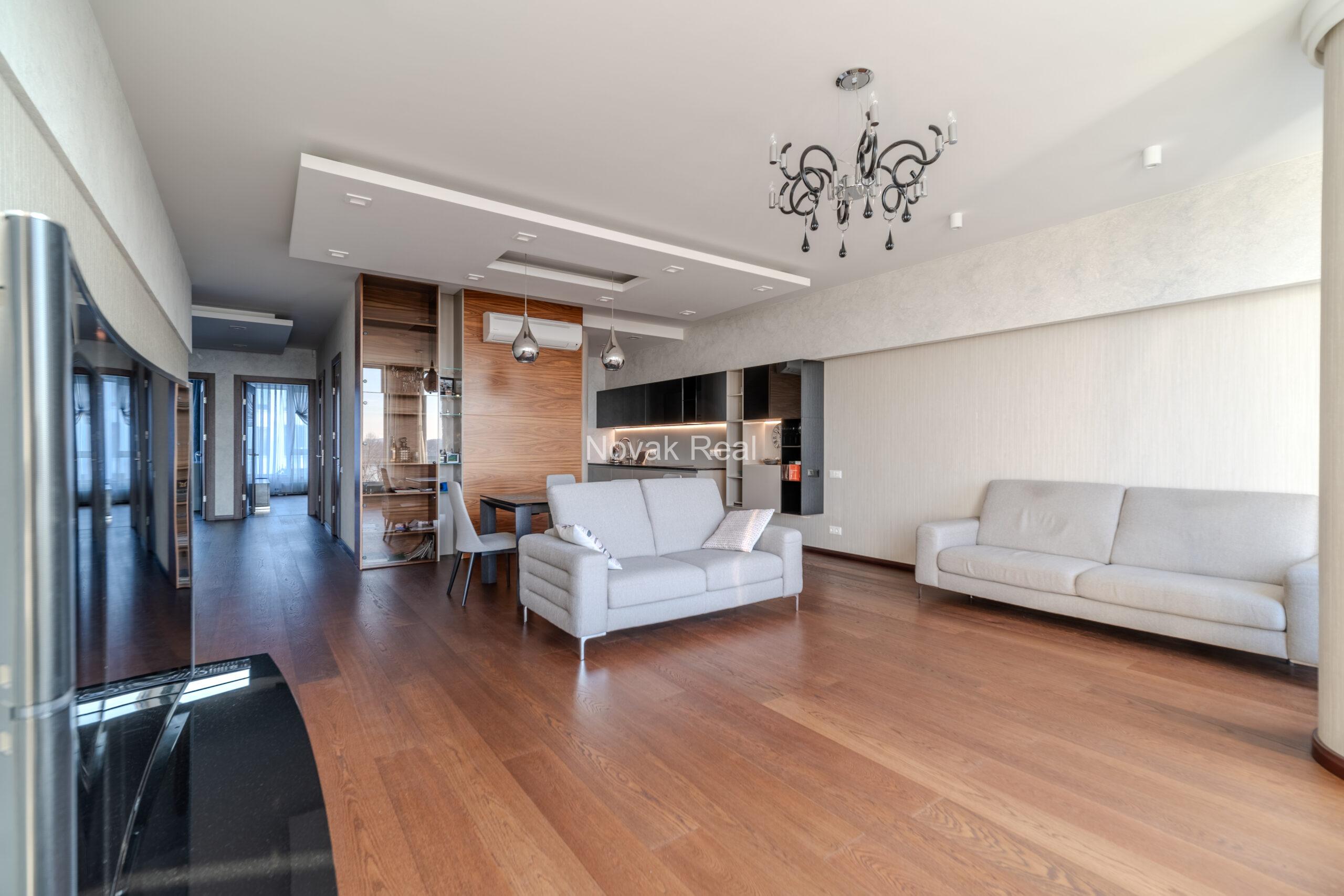 A three-room apartment is offered for sale in the city center with a river view