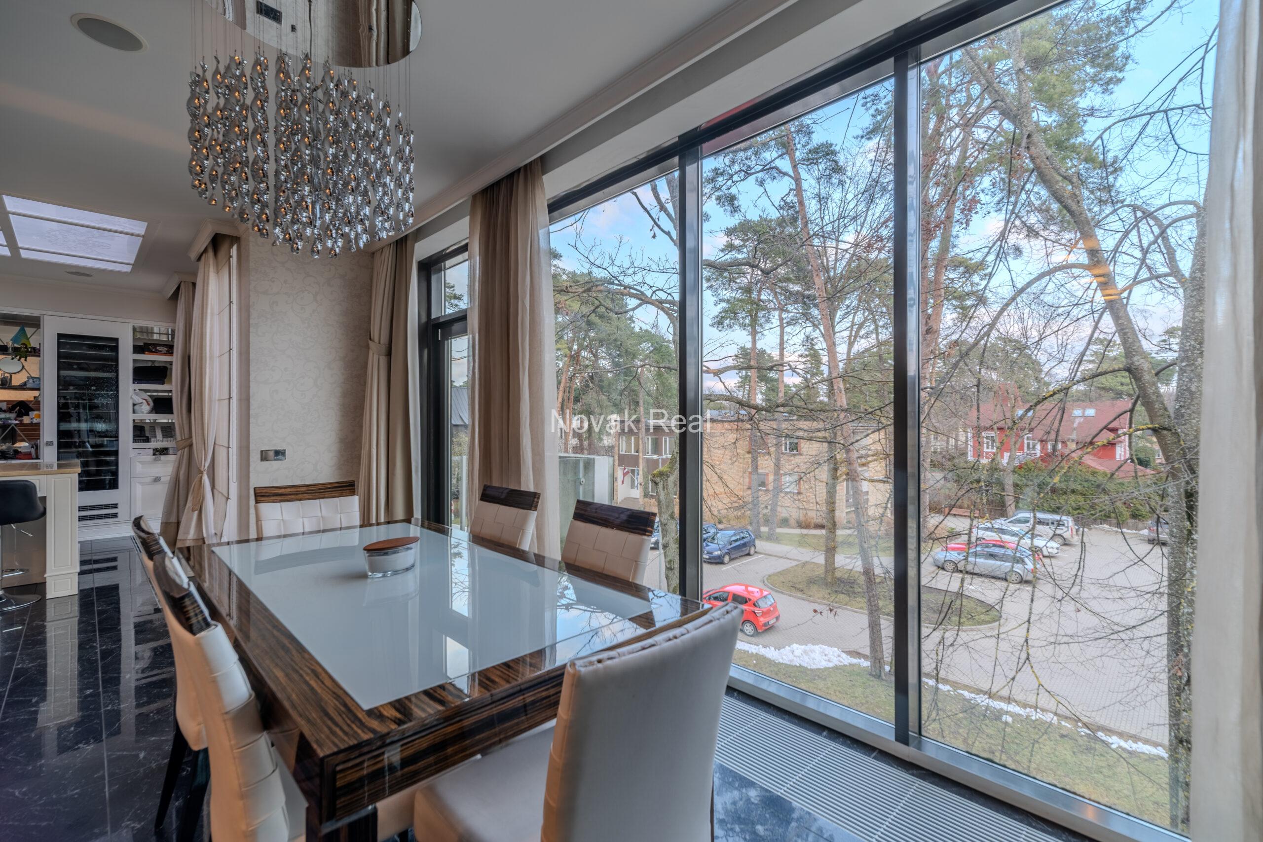 An exquisite 2-story apartment for sale