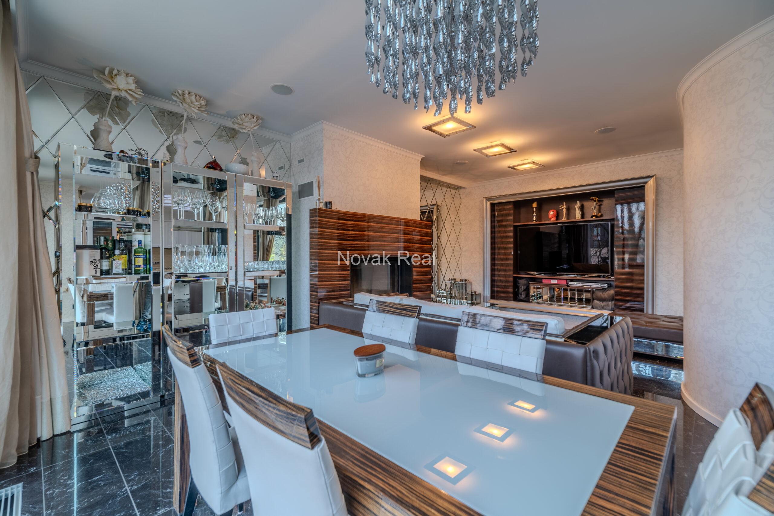 An exquisite 2-story apartment for sale
