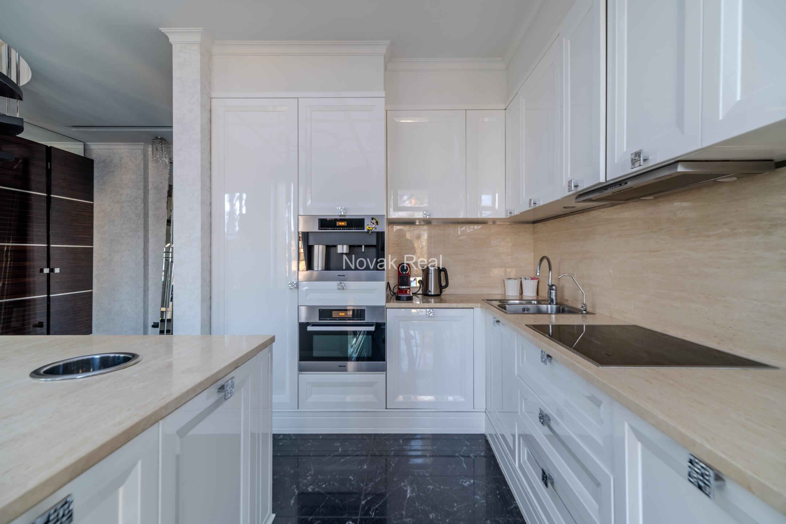 An exquisite 2-story apartment for sale