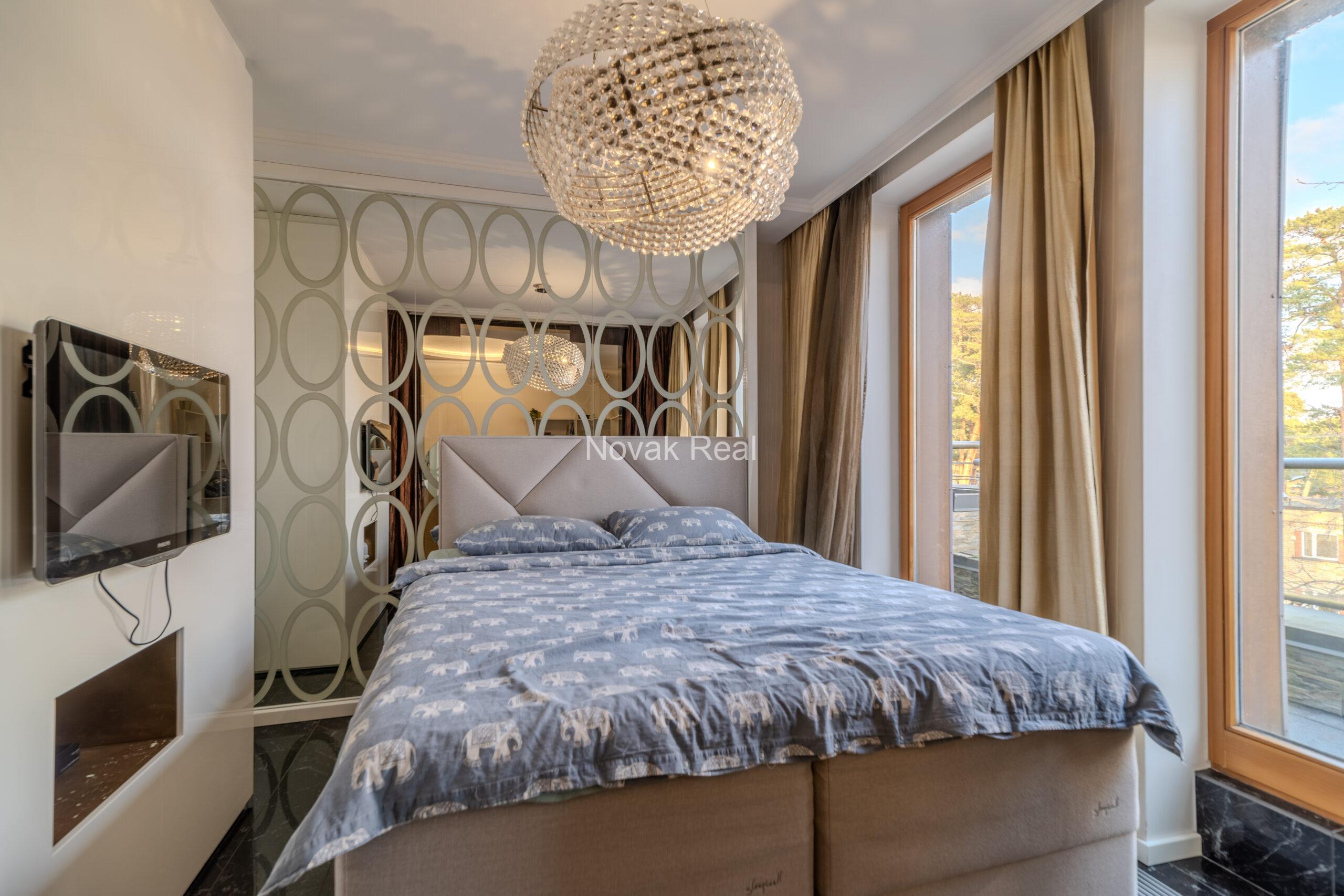 An exquisite 2-story apartment for sale