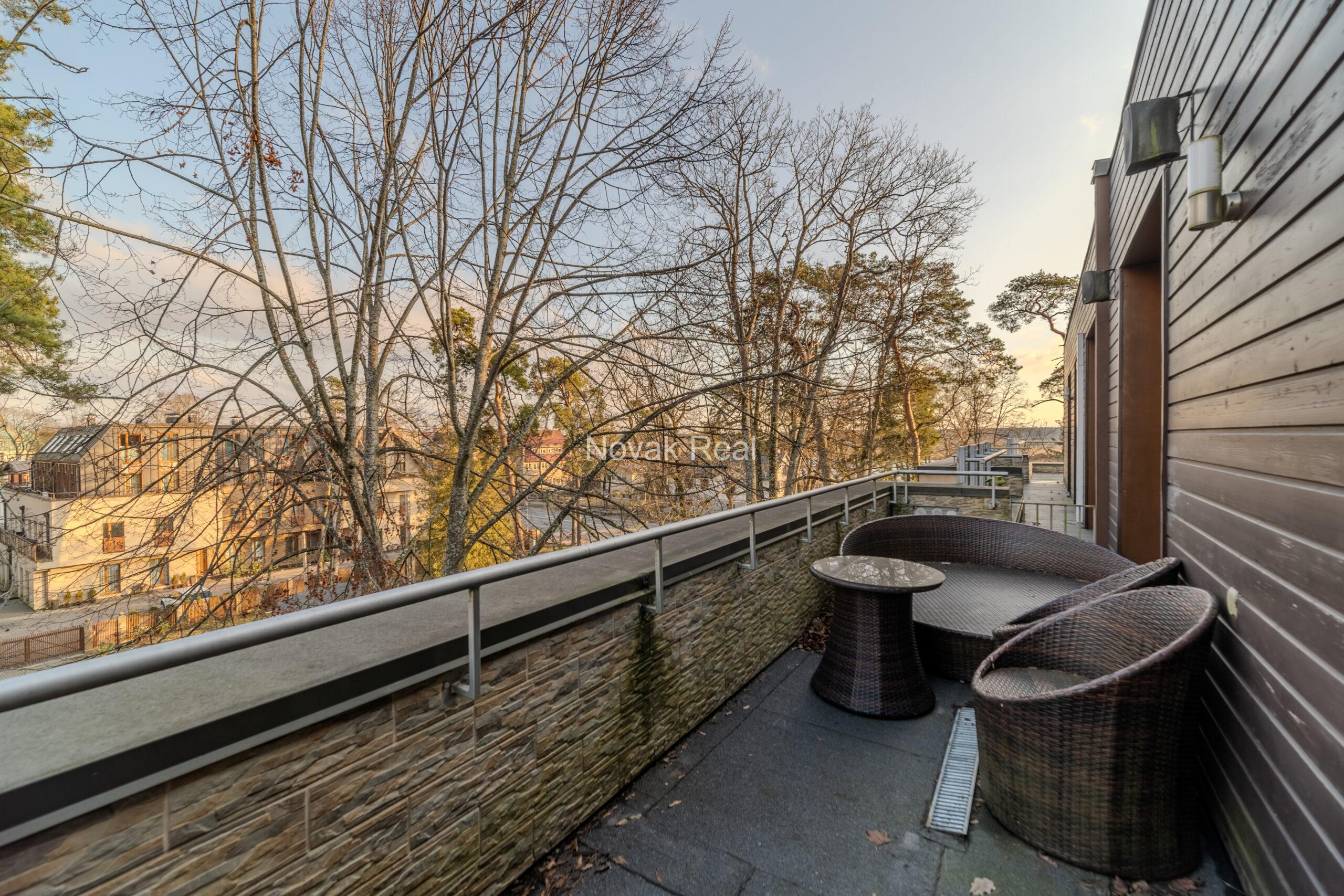 An exquisite 2-story apartment for sale