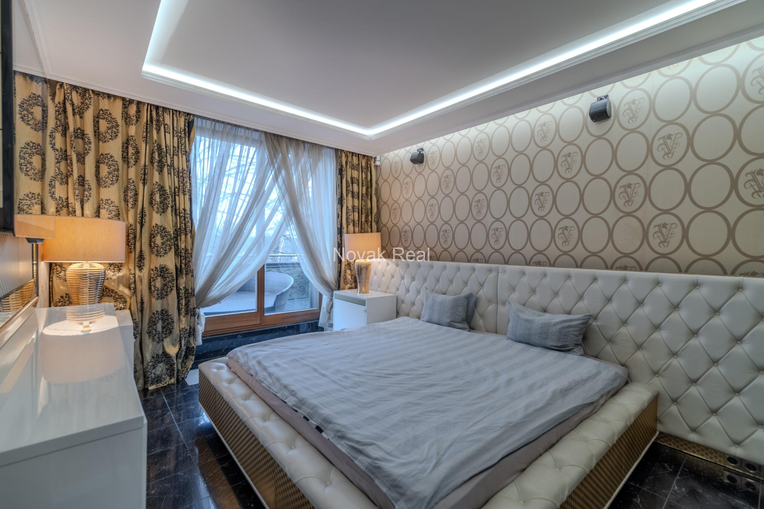 An exquisite 2-story apartment for sale