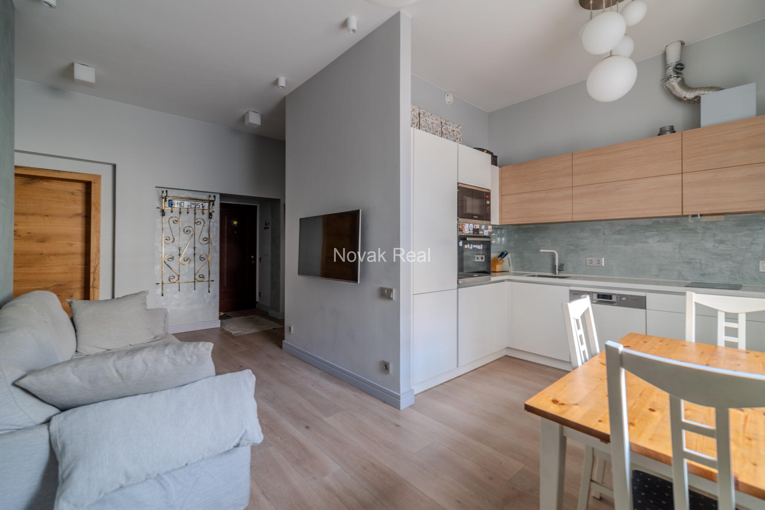 A cozy 3-bedroom apartment is offered for sale in Riga’s Quiet Centre, on one of the city’s most picturesque streets — Ausekļa Street, in the prestigious Forburga quarter