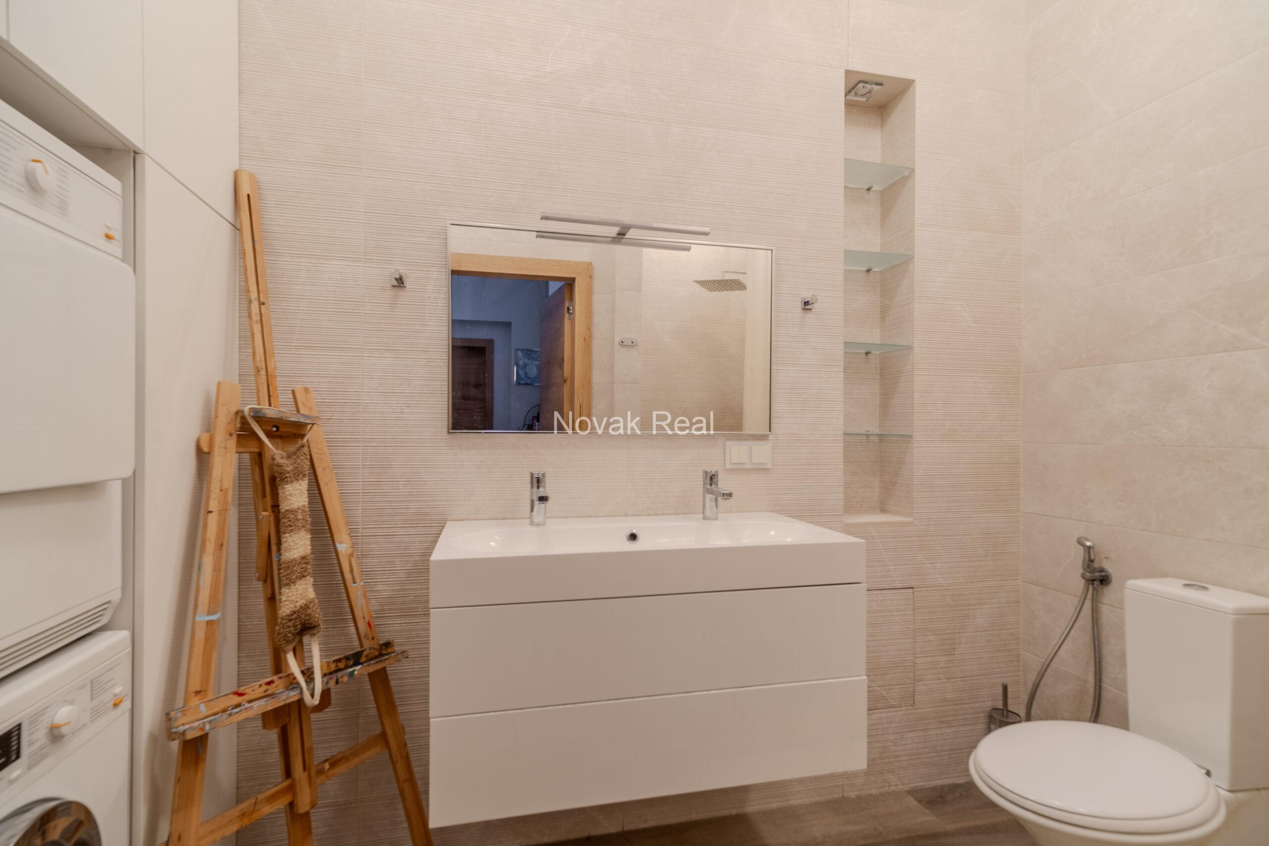 A cozy 3-bedroom apartment is offered for sale in Riga’s Quiet Centre, on one of the city’s most picturesque streets — Ausekļa Street, in the prestigious Forburga quarter